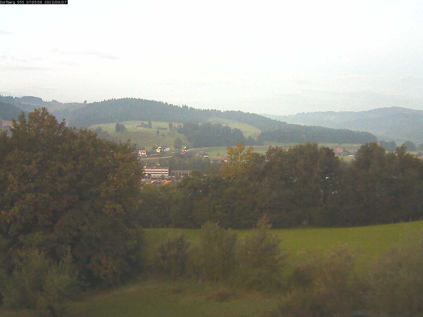 Webcam-Bild: Aussicht vom Dorfberg in Langnau 20130927-070600