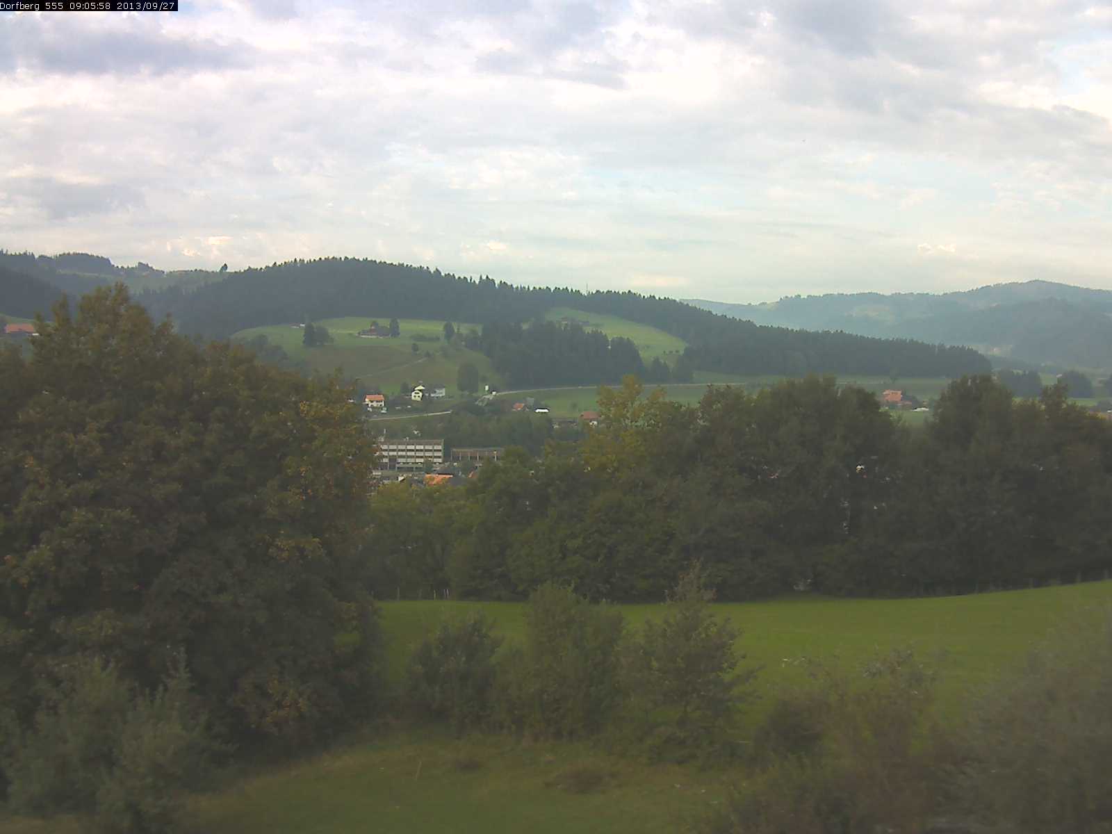 Webcam-Bild: Aussicht vom Dorfberg in Langnau 20130927-090600