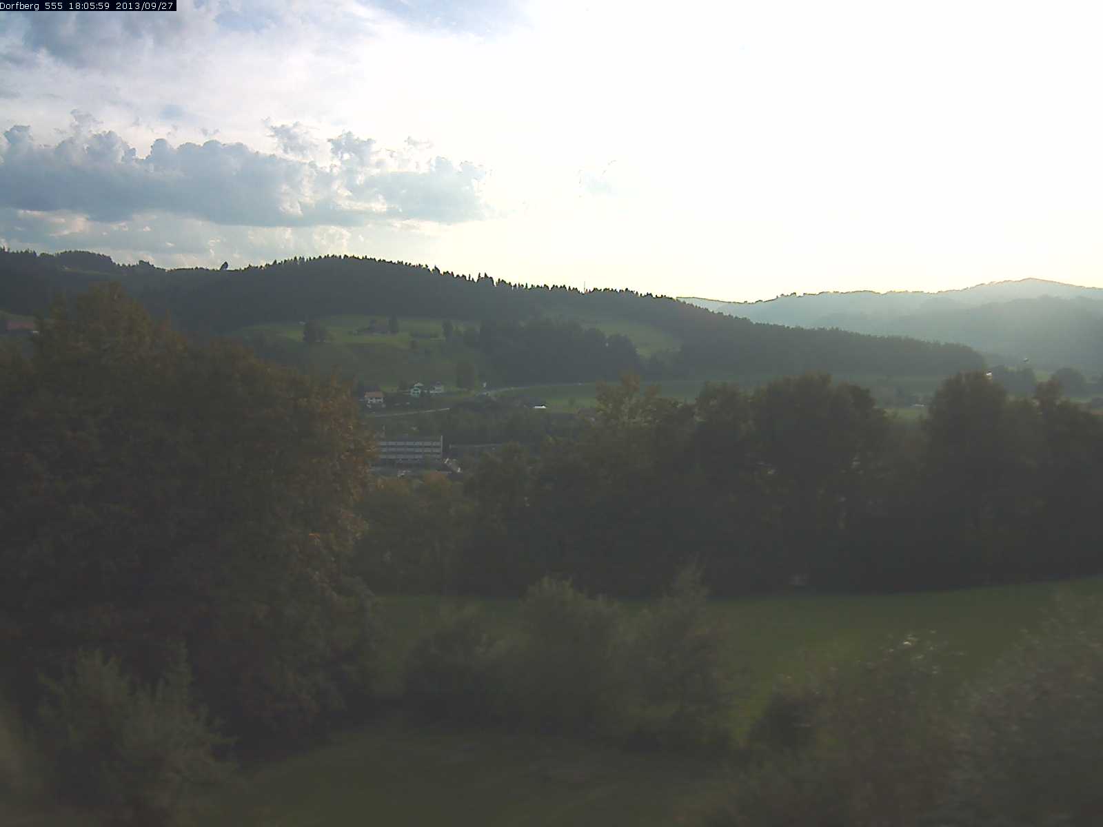 Webcam-Bild: Aussicht vom Dorfberg in Langnau 20130927-180600