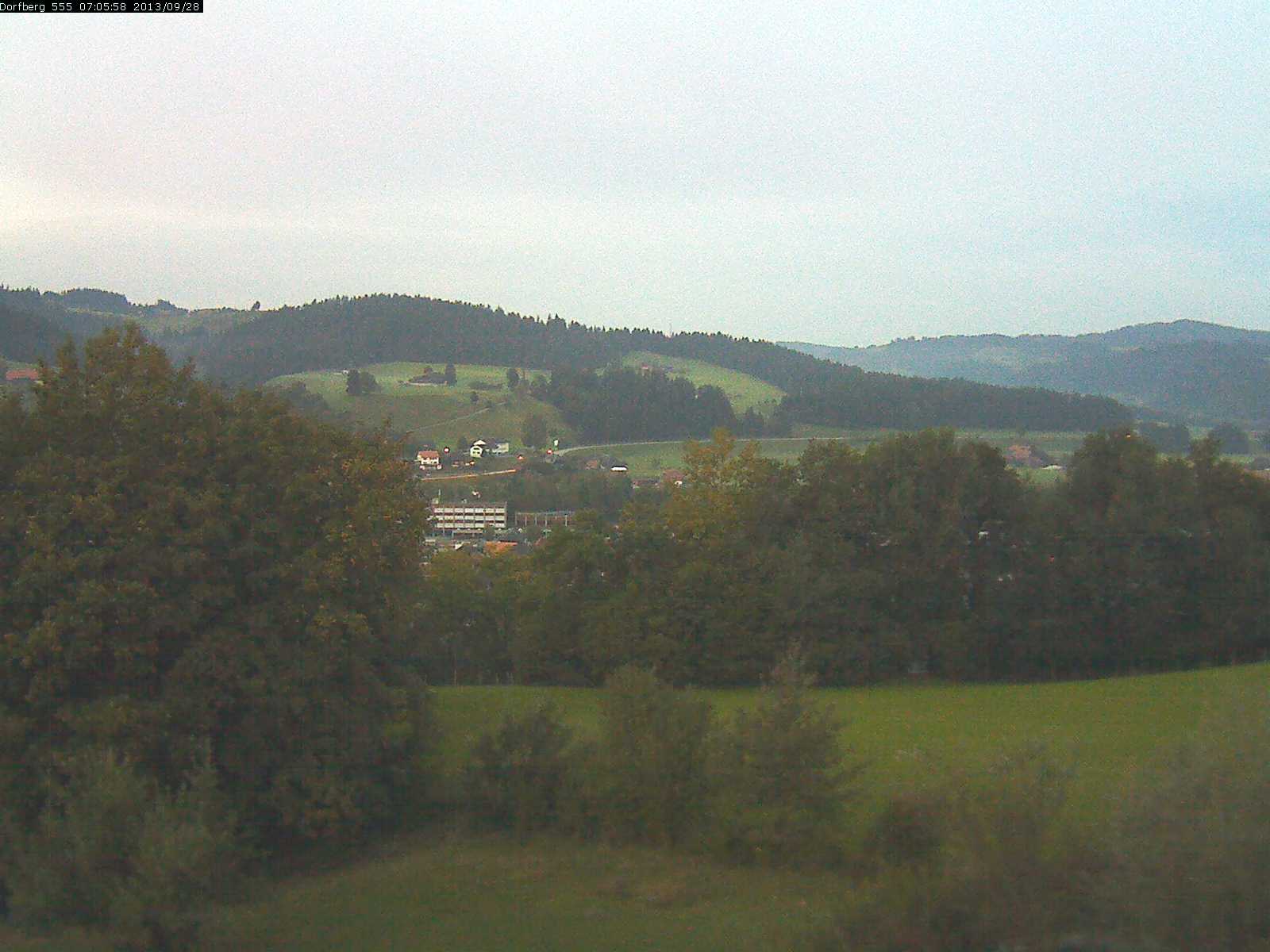 Webcam-Bild: Aussicht vom Dorfberg in Langnau 20130928-070600