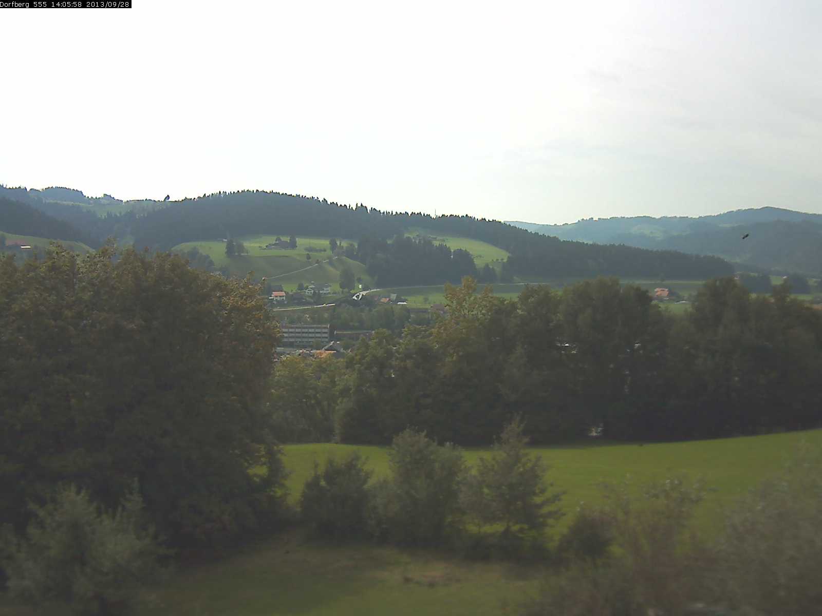 Webcam-Bild: Aussicht vom Dorfberg in Langnau 20130928-140600