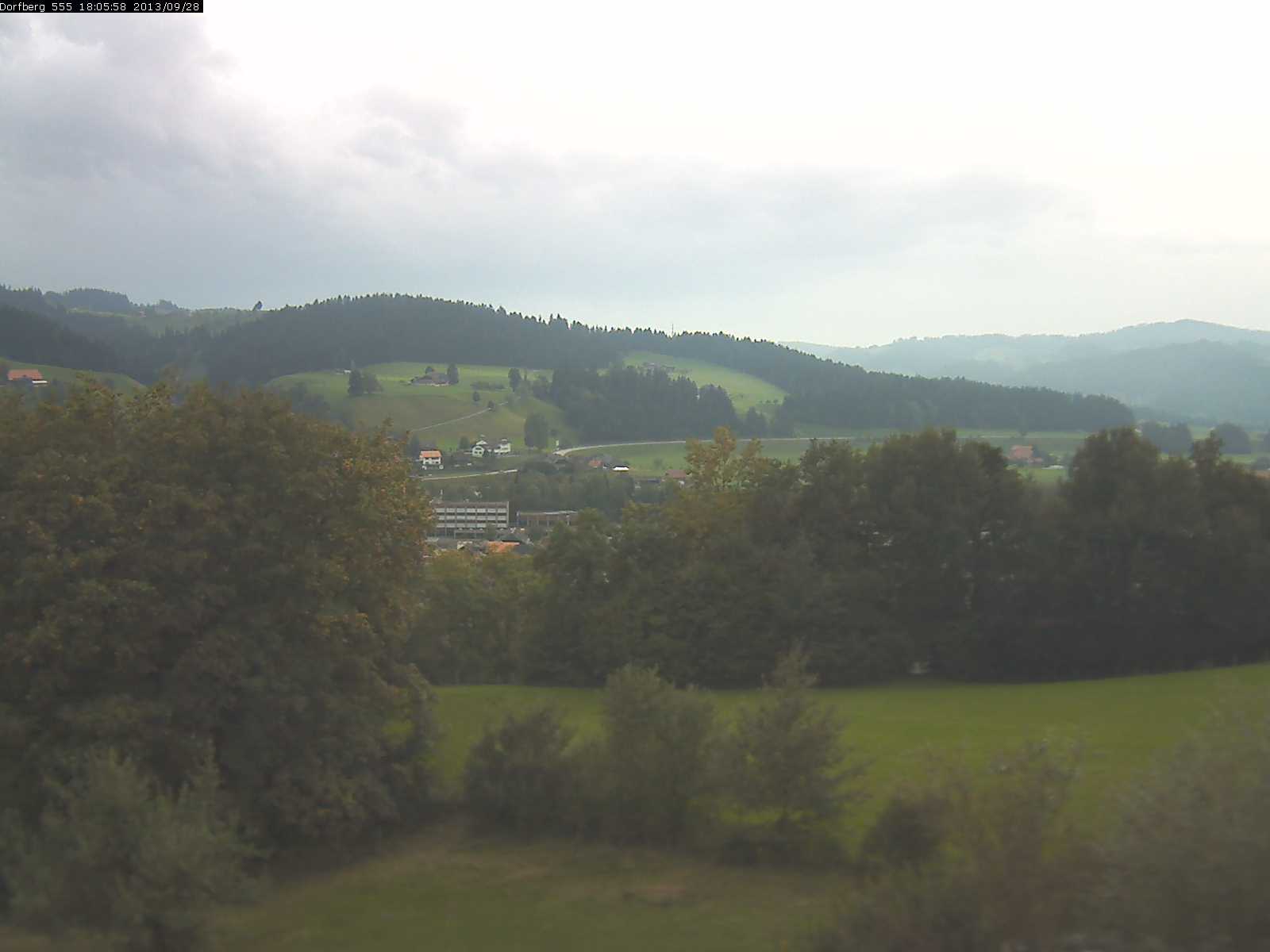 Webcam-Bild: Aussicht vom Dorfberg in Langnau 20130928-180600