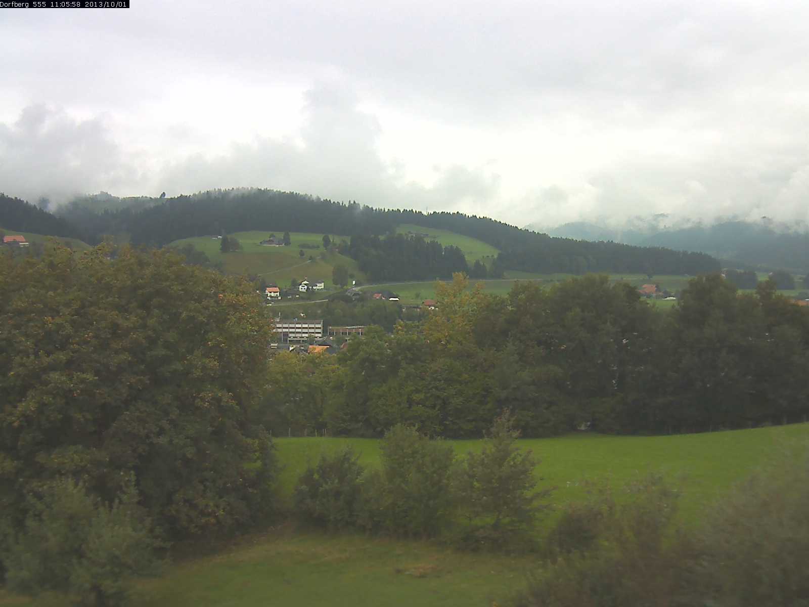 Webcam-Bild: Aussicht vom Dorfberg in Langnau 20131001-110600