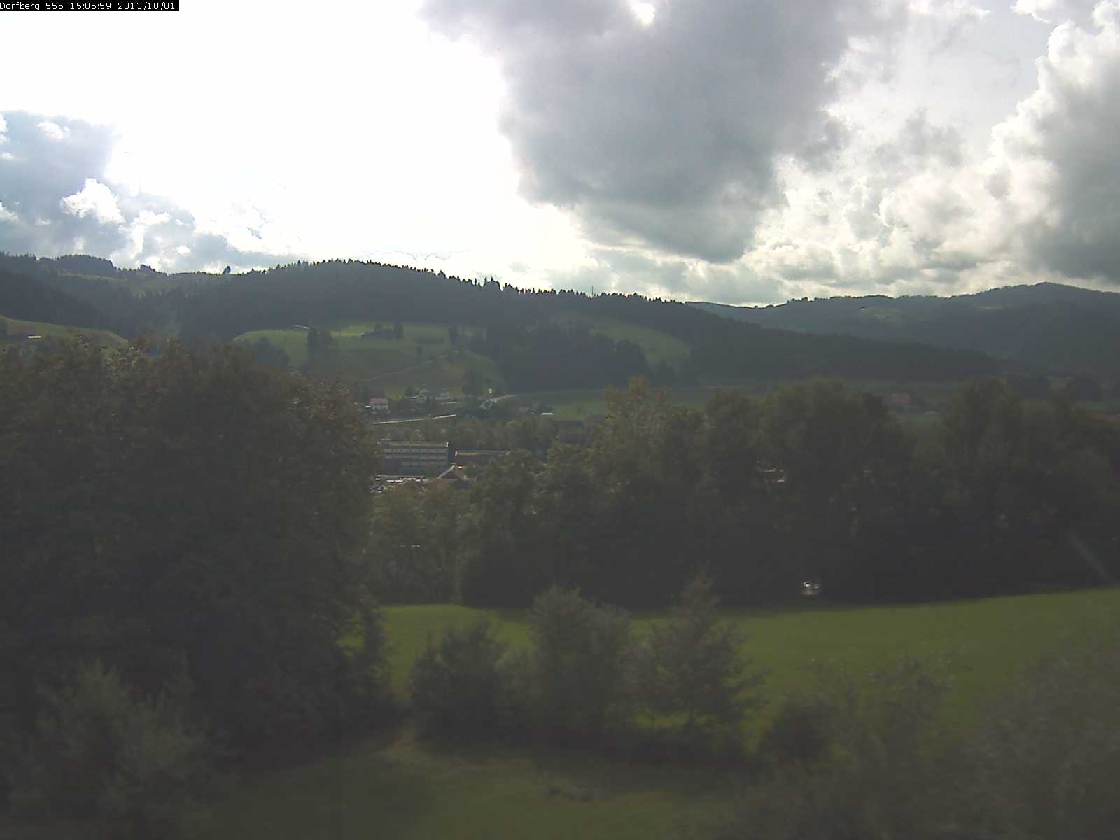 Webcam-Bild: Aussicht vom Dorfberg in Langnau 20131001-150600