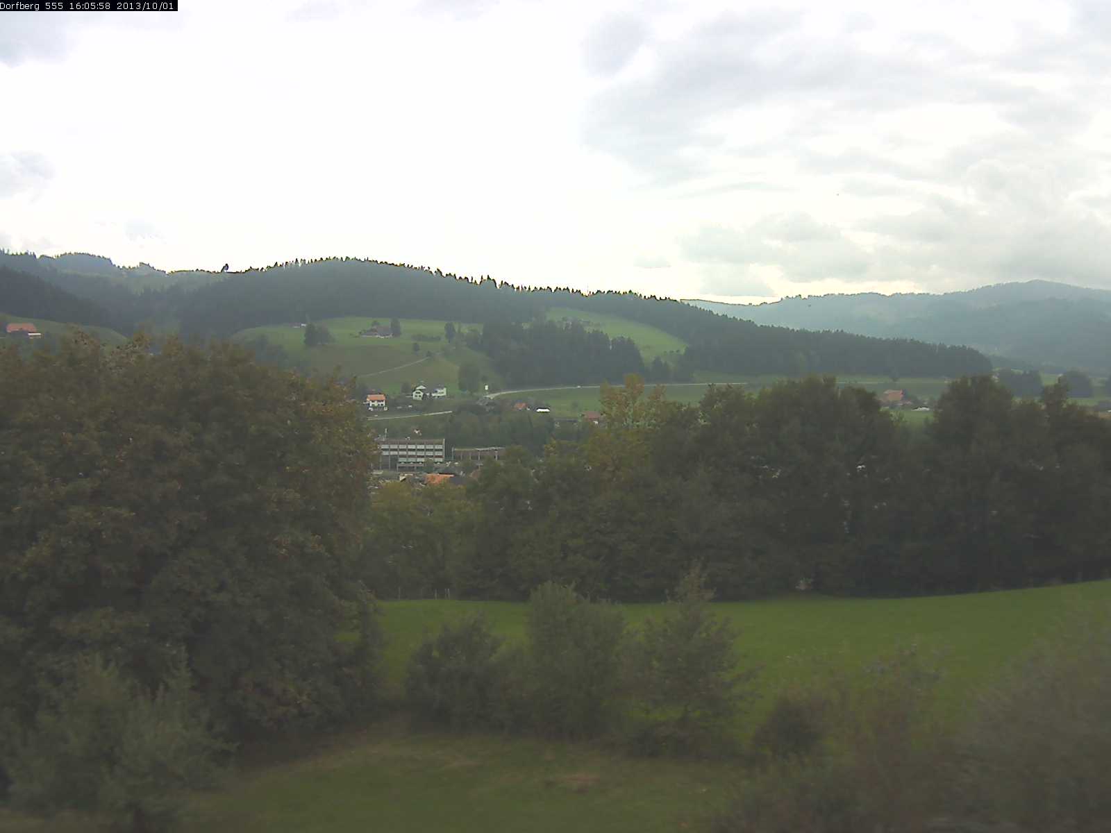 Webcam-Bild: Aussicht vom Dorfberg in Langnau 20131001-160600