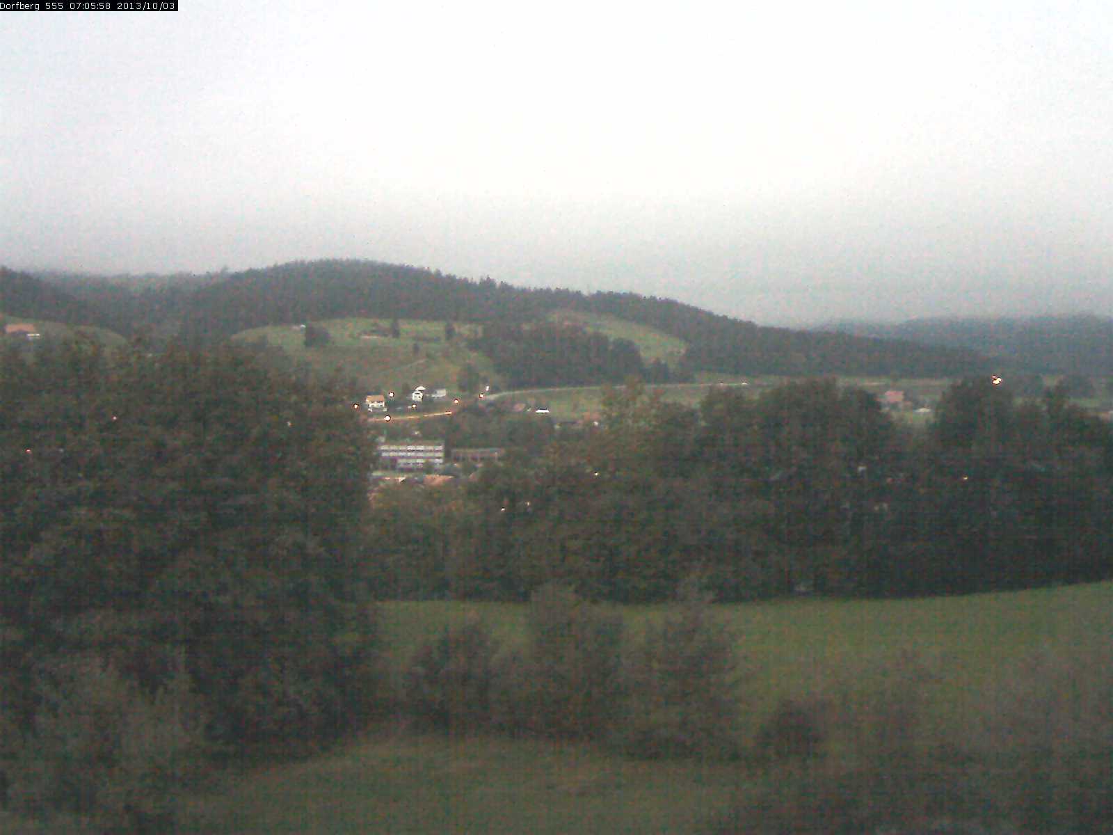 Webcam-Bild: Aussicht vom Dorfberg in Langnau 20131003-070600