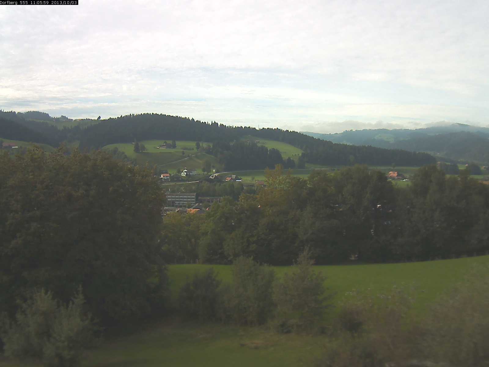 Webcam-Bild: Aussicht vom Dorfberg in Langnau 20131003-110600