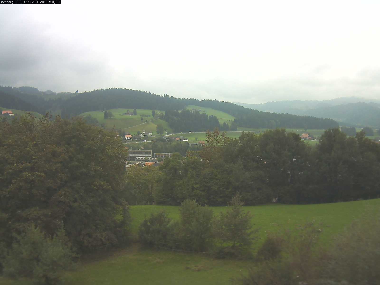 Webcam-Bild: Aussicht vom Dorfberg in Langnau 20131009-140600