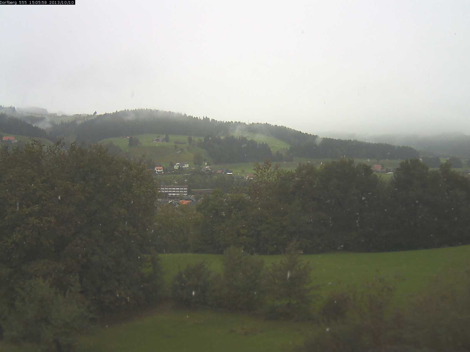 Webcam-Bild: Aussicht vom Dorfberg in Langnau 20131010-150600