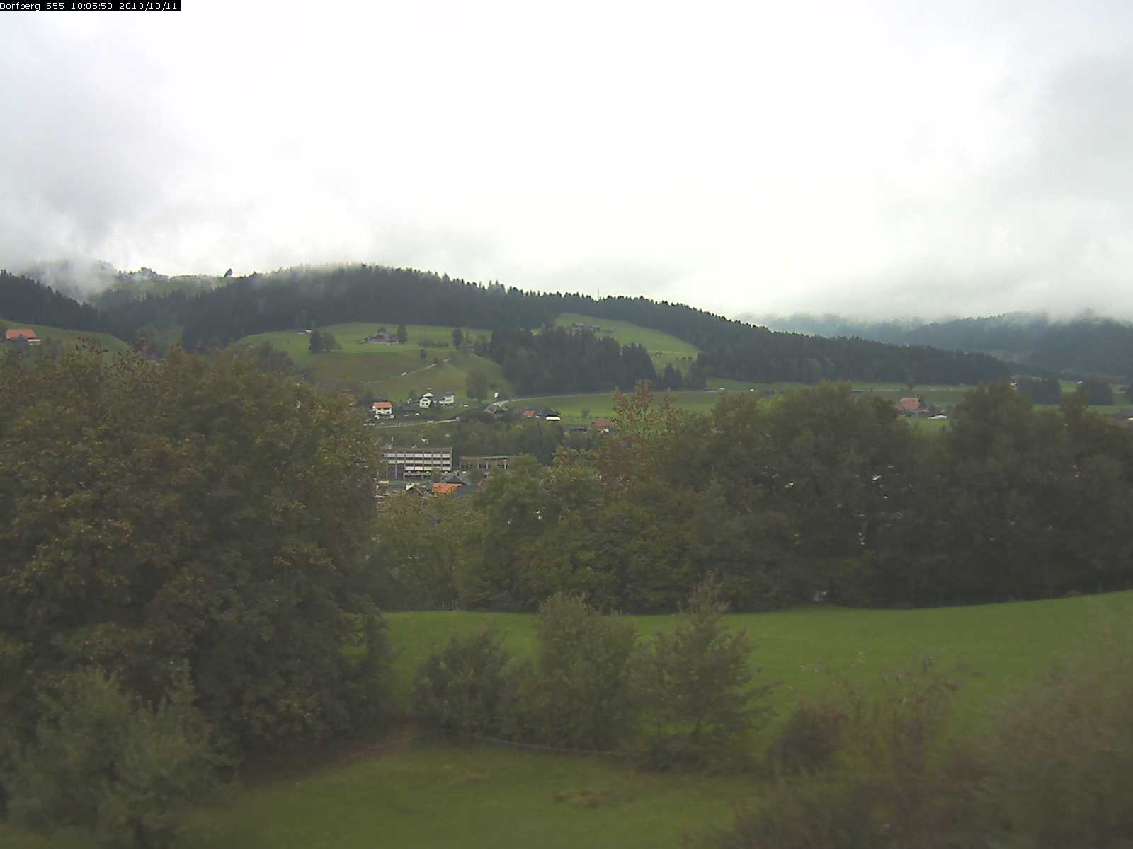 Webcam-Bild: Aussicht vom Dorfberg in Langnau 20131011-100600