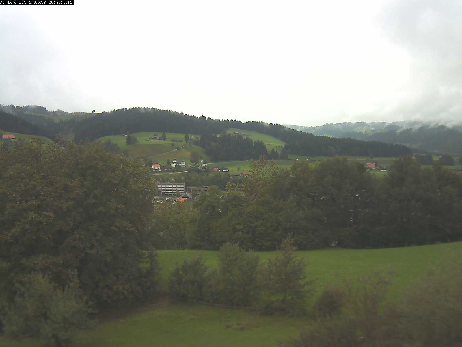 Webcam-Bild: Aussicht vom Dorfberg in Langnau 20131011-140600