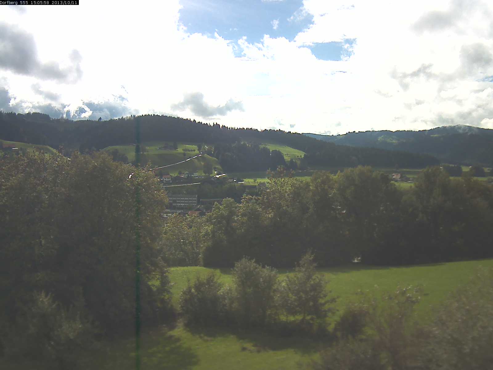 Webcam-Bild: Aussicht vom Dorfberg in Langnau 20131011-150600