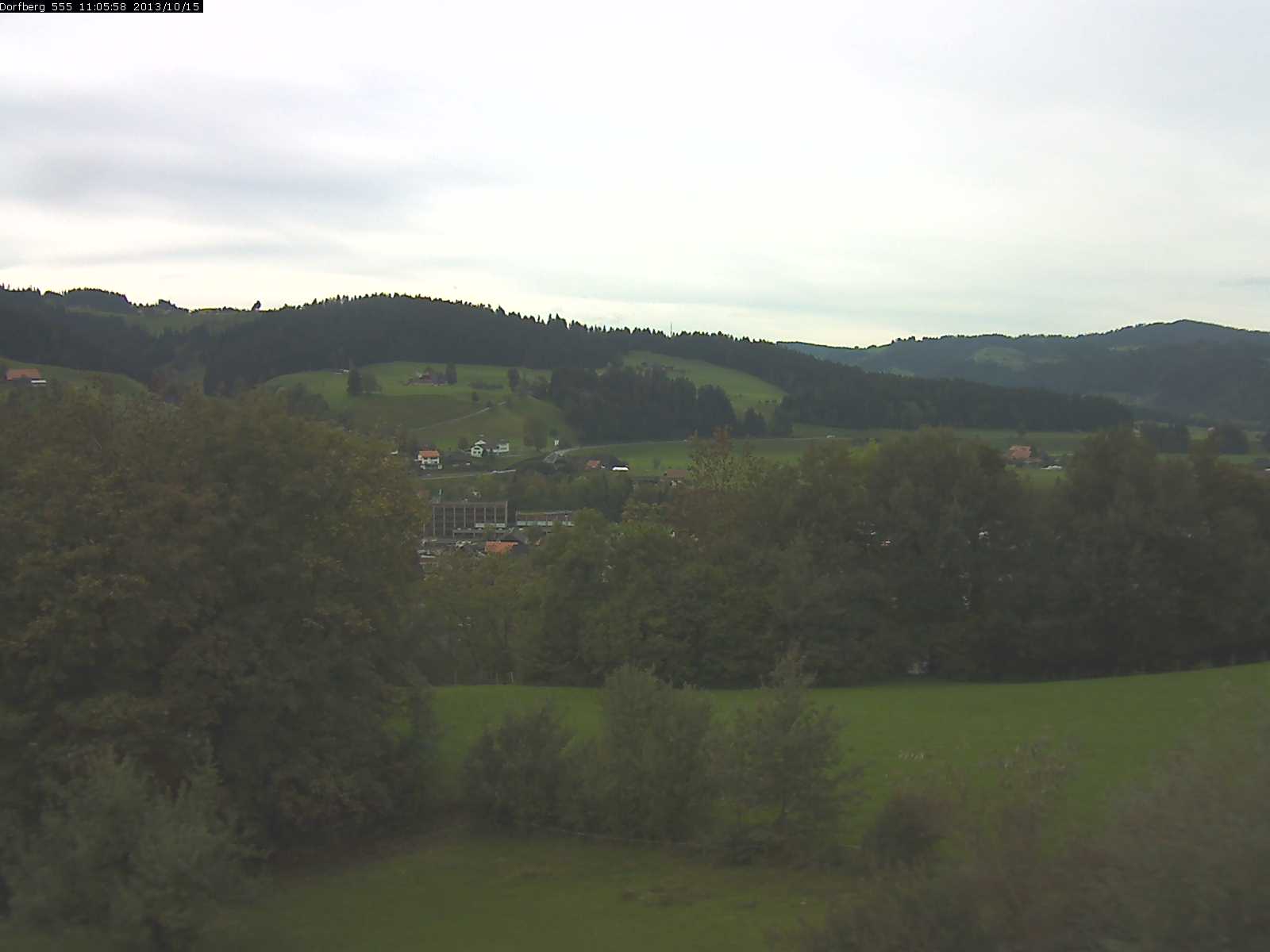 Webcam-Bild: Aussicht vom Dorfberg in Langnau 20131015-110600