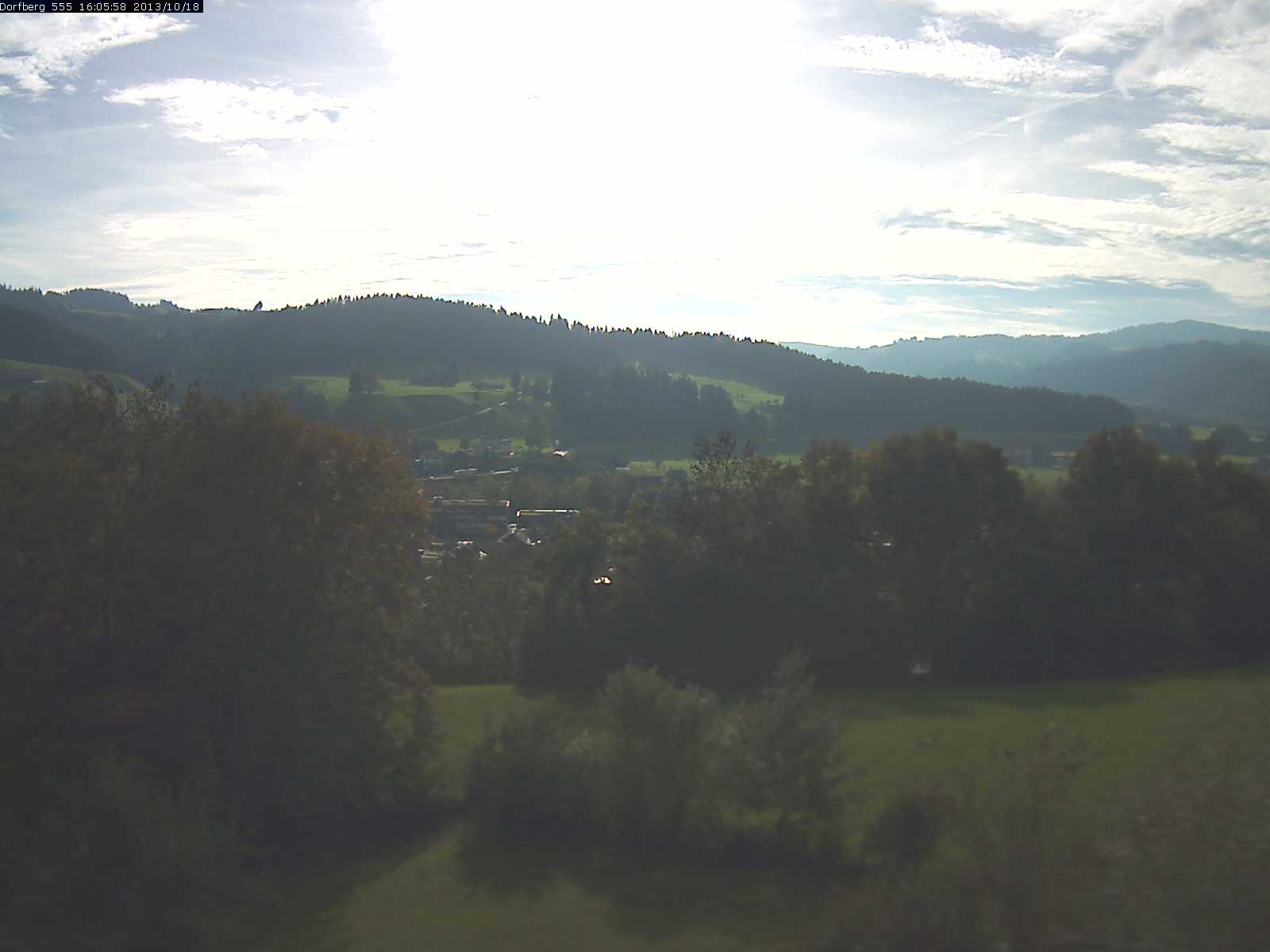 Webcam-Bild: Aussicht vom Dorfberg in Langnau 20131018-160600