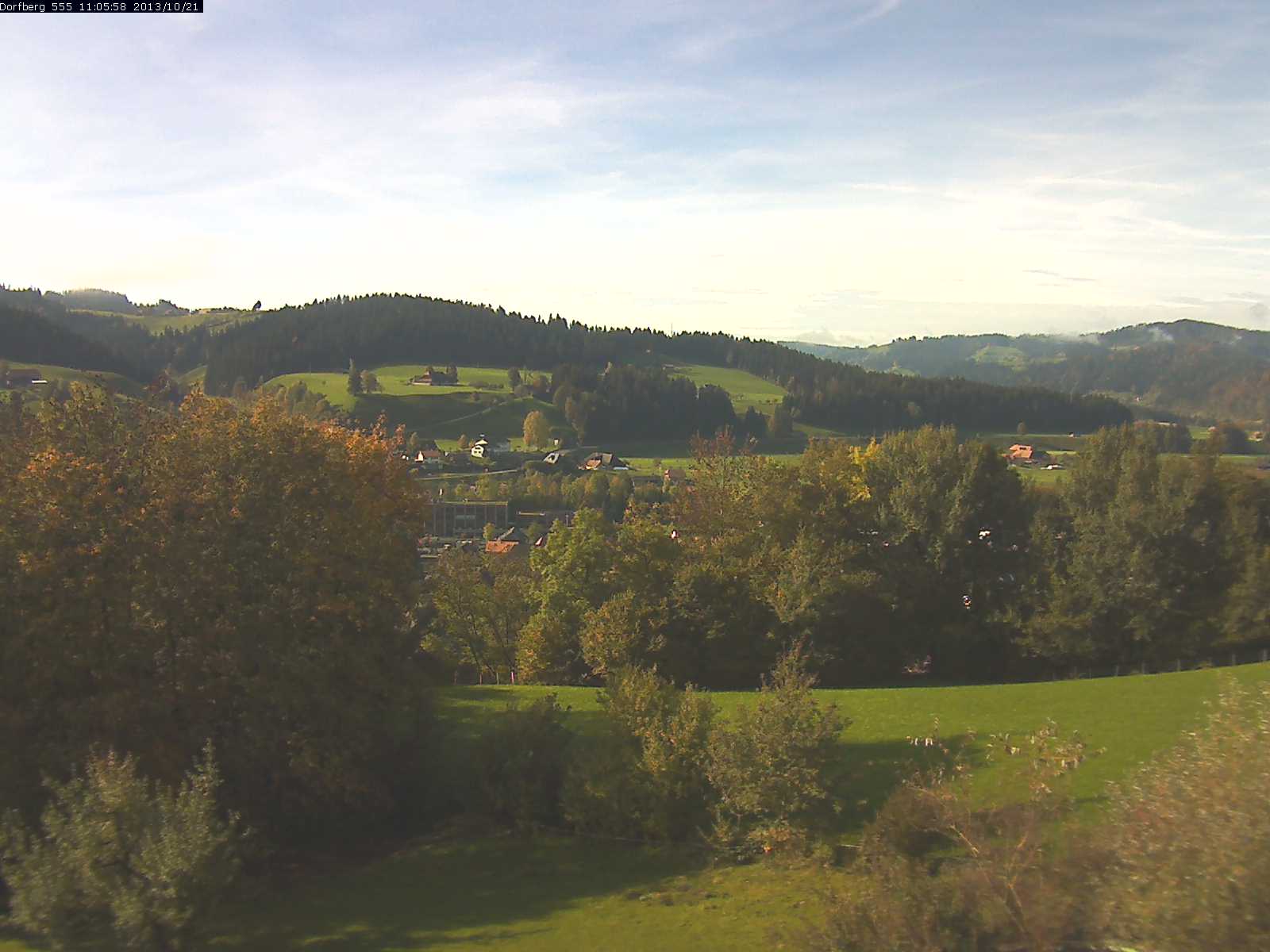 Webcam-Bild: Aussicht vom Dorfberg in Langnau 20131021-110600