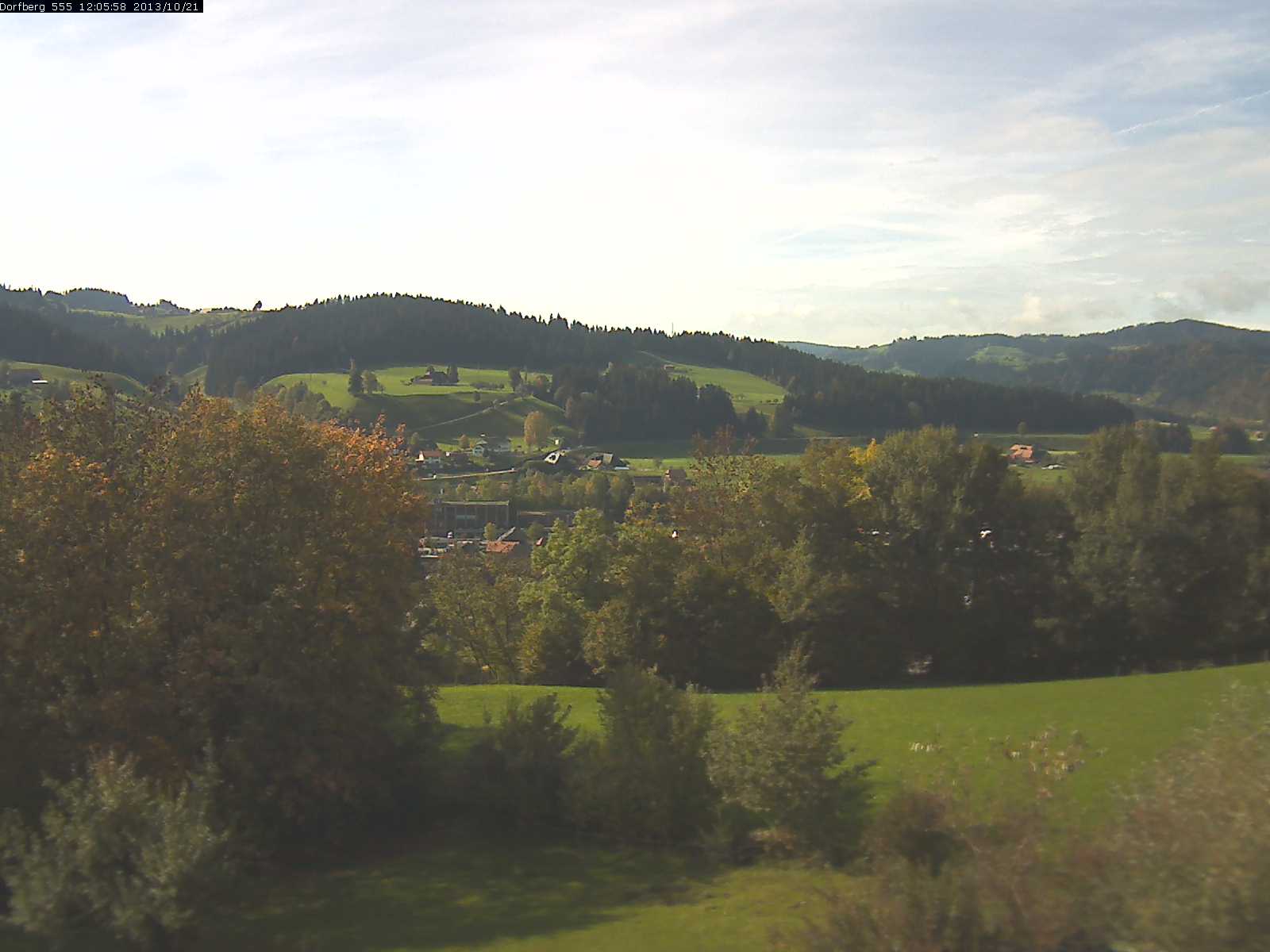 Webcam-Bild: Aussicht vom Dorfberg in Langnau 20131021-120600