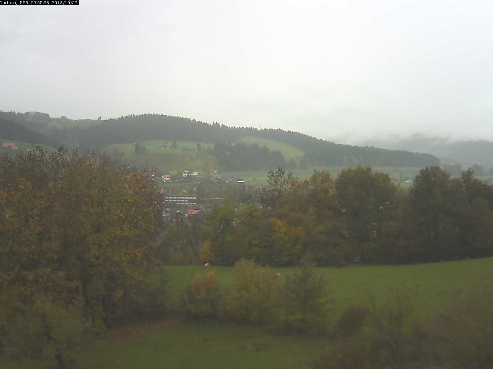 Webcam-Bild: Aussicht vom Dorfberg in Langnau 20131027-090600