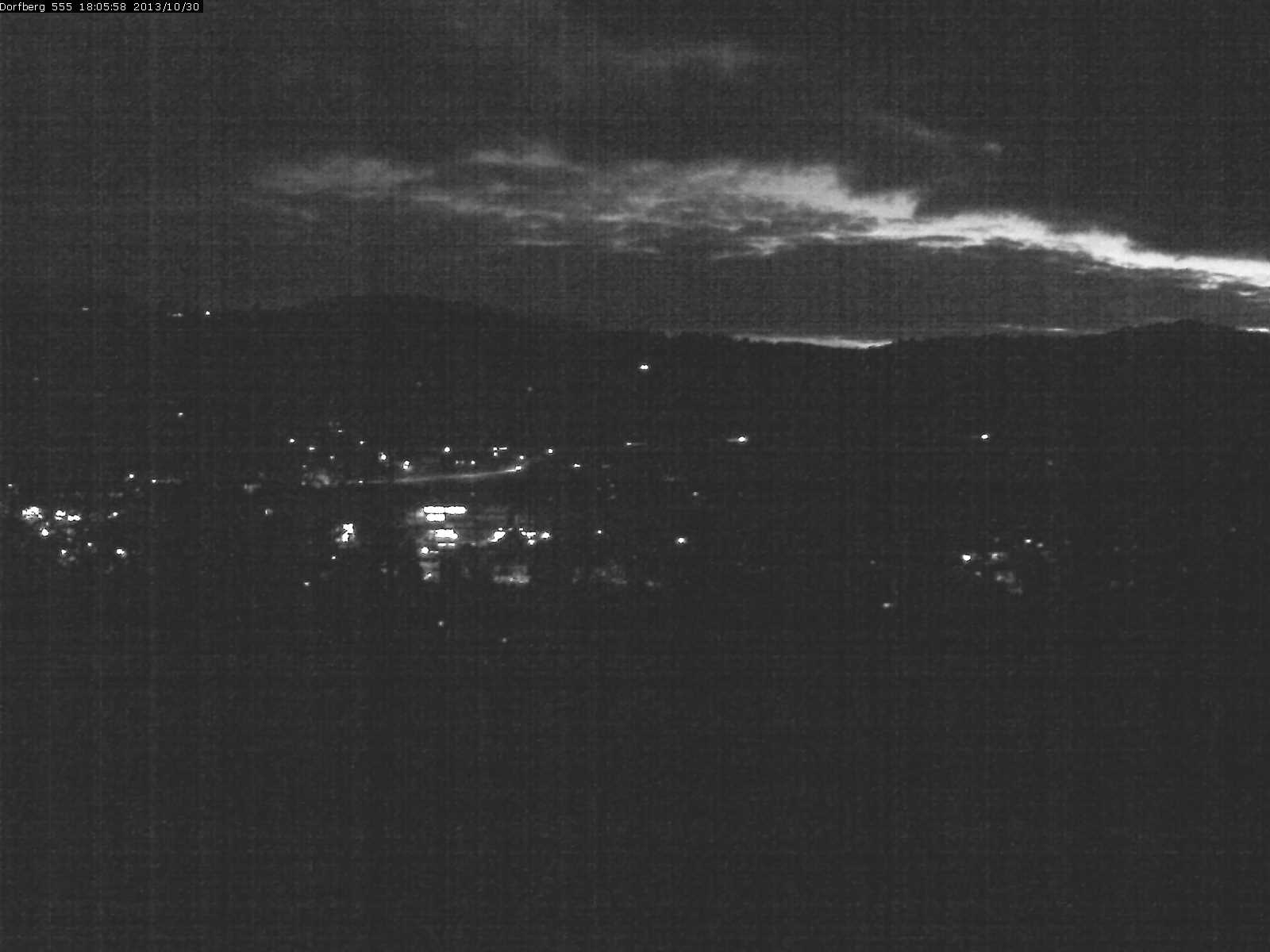 Webcam-Bild: Aussicht vom Dorfberg in Langnau 20131030-180600
