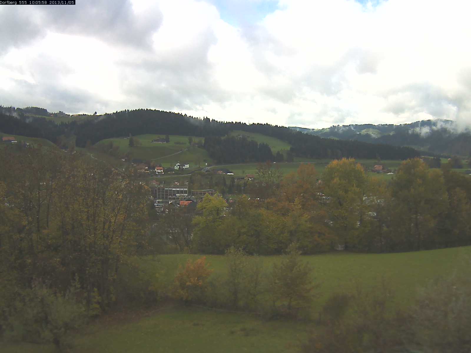 Webcam-Bild: Aussicht vom Dorfberg in Langnau 20131105-100600
