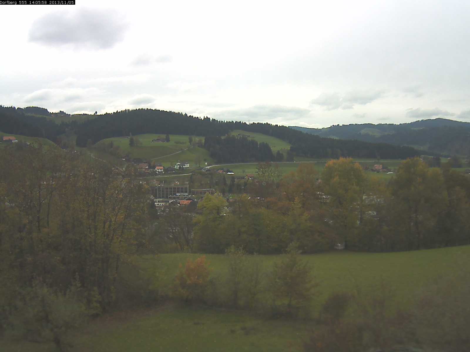 Webcam-Bild: Aussicht vom Dorfberg in Langnau 20131105-140600