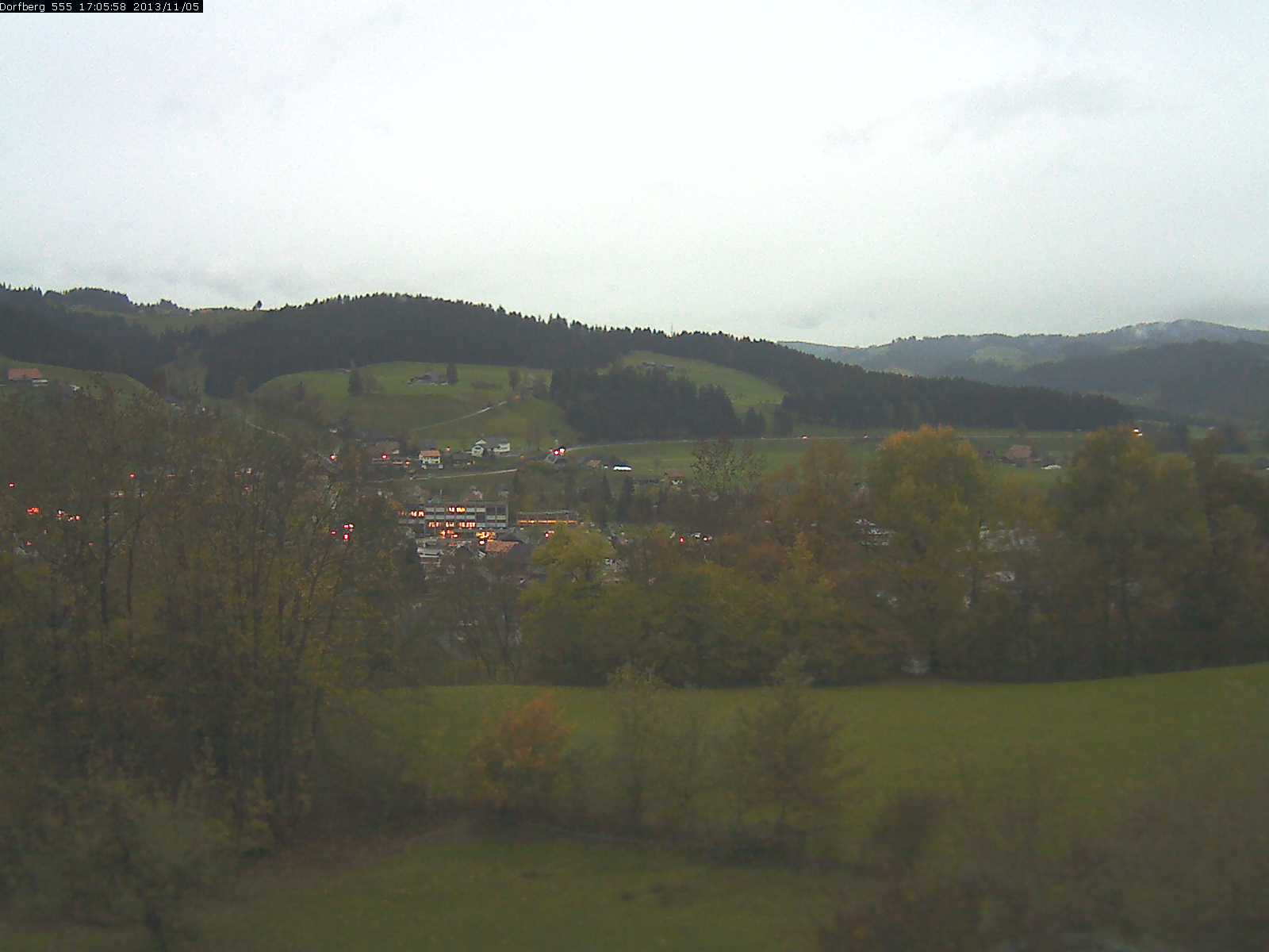 Webcam-Bild: Aussicht vom Dorfberg in Langnau 20131105-170600