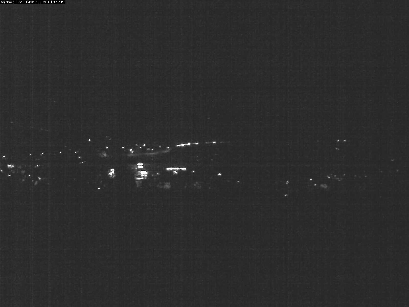 Webcam-Bild: Aussicht vom Dorfberg in Langnau 20131105-190600