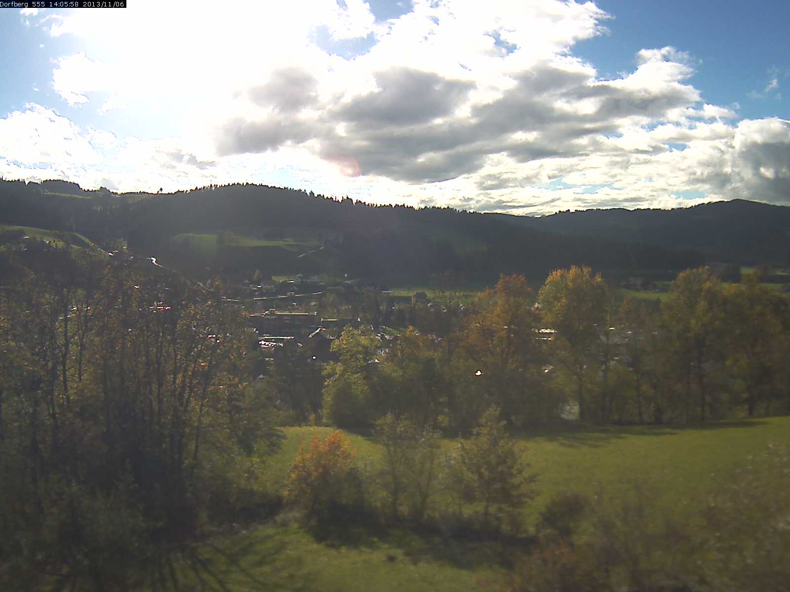 Webcam-Bild: Aussicht vom Dorfberg in Langnau 20131106-140600