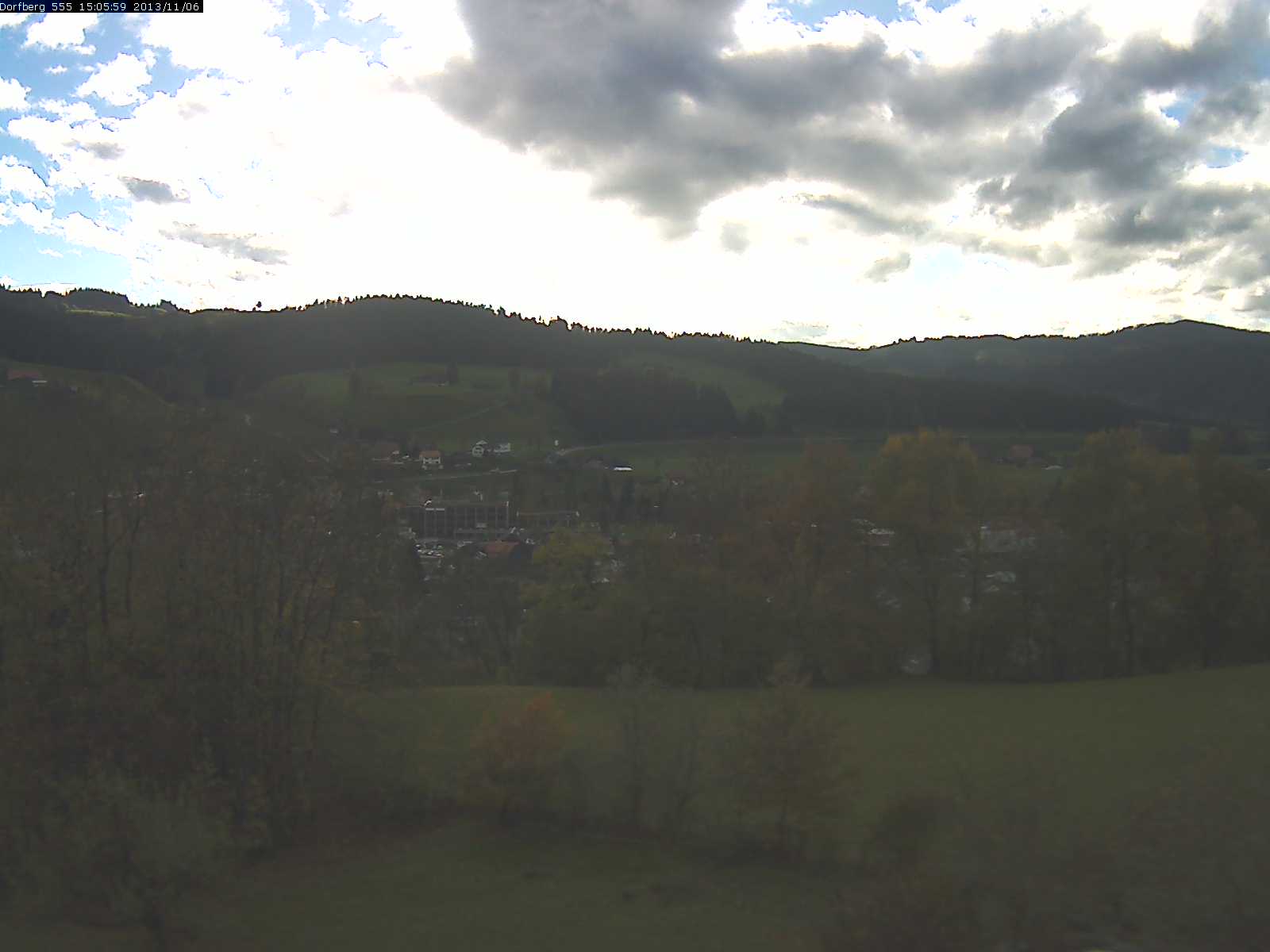 Webcam-Bild: Aussicht vom Dorfberg in Langnau 20131106-150600