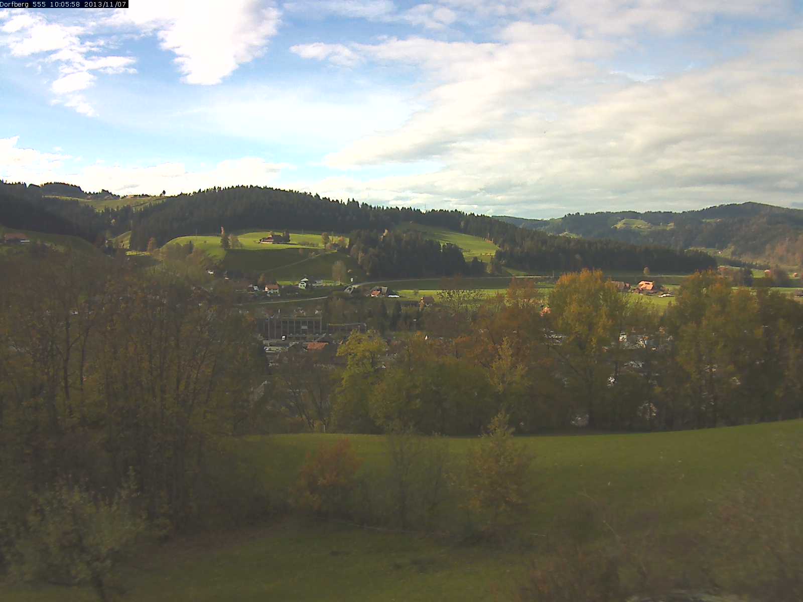 Webcam-Bild: Aussicht vom Dorfberg in Langnau 20131107-100600
