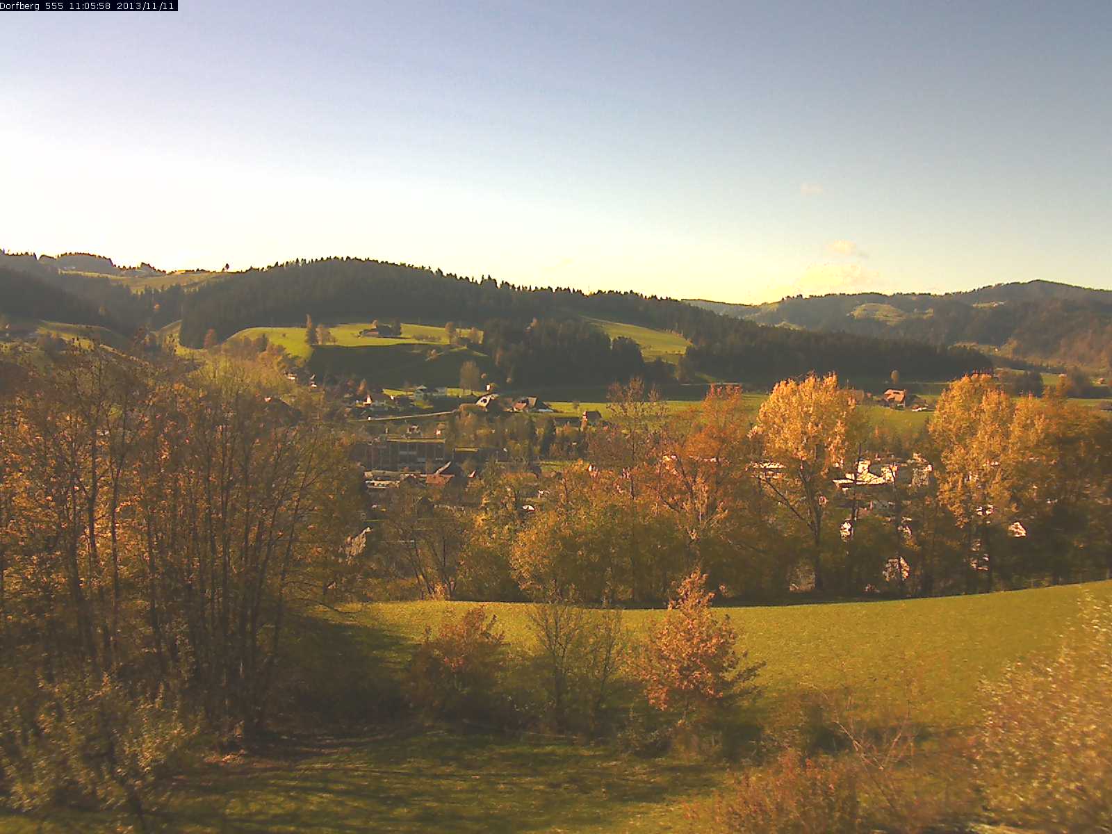 Webcam-Bild: Aussicht vom Dorfberg in Langnau 20131111-110600