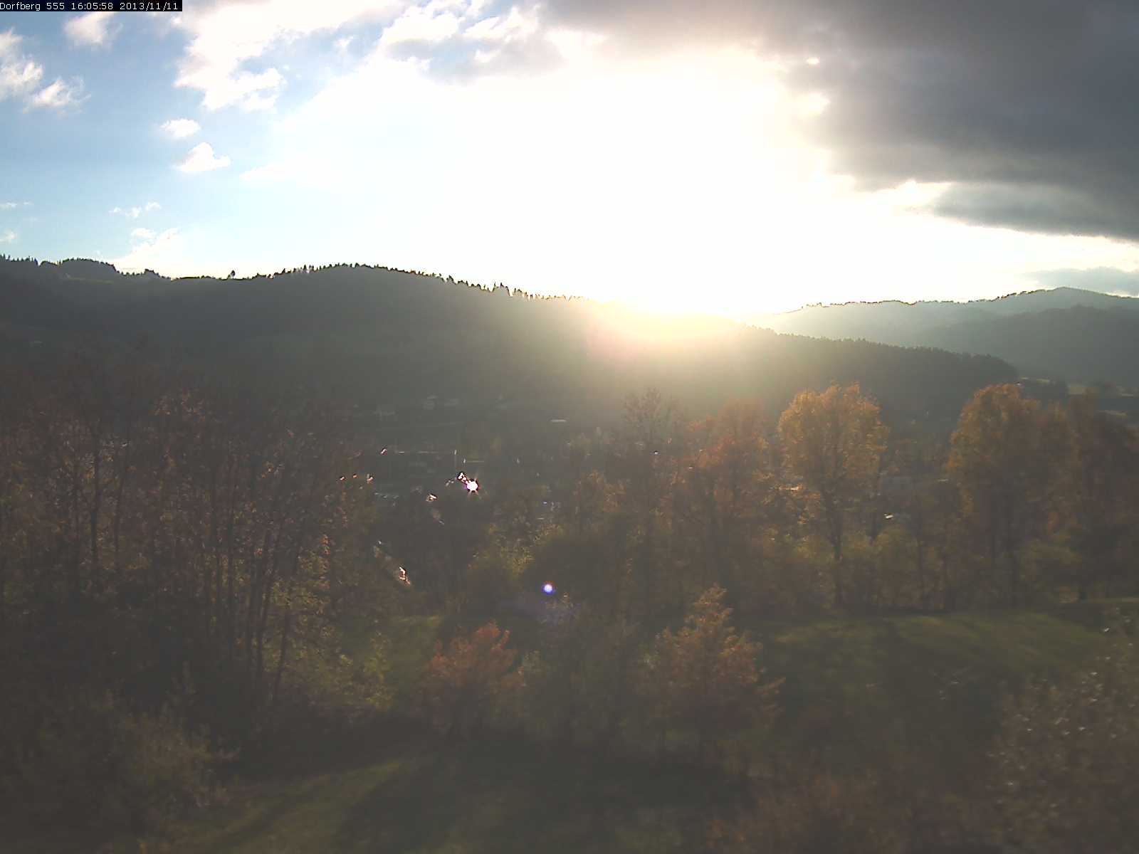 Webcam-Bild: Aussicht vom Dorfberg in Langnau 20131111-160600