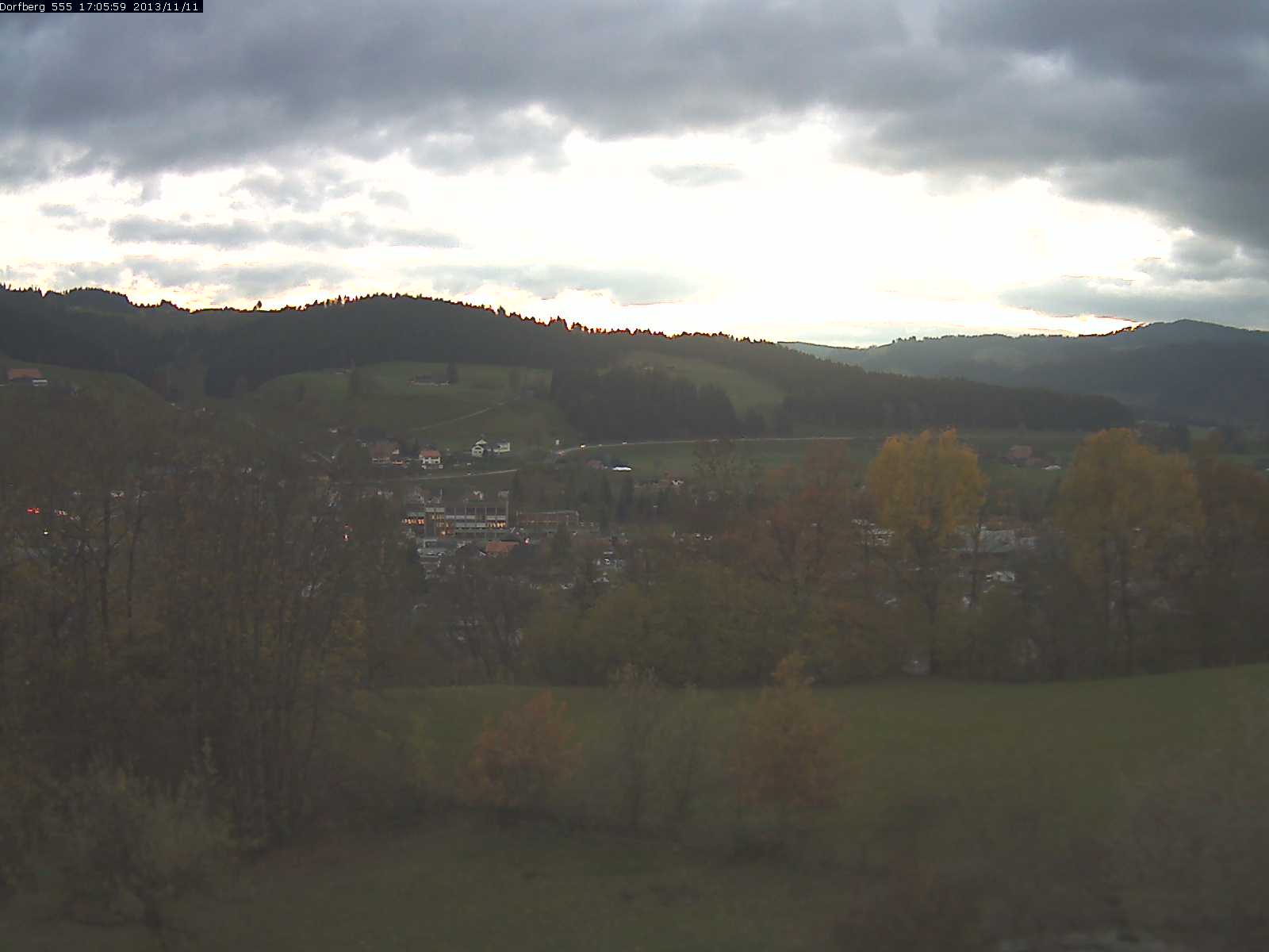 Webcam-Bild: Aussicht vom Dorfberg in Langnau 20131111-170600