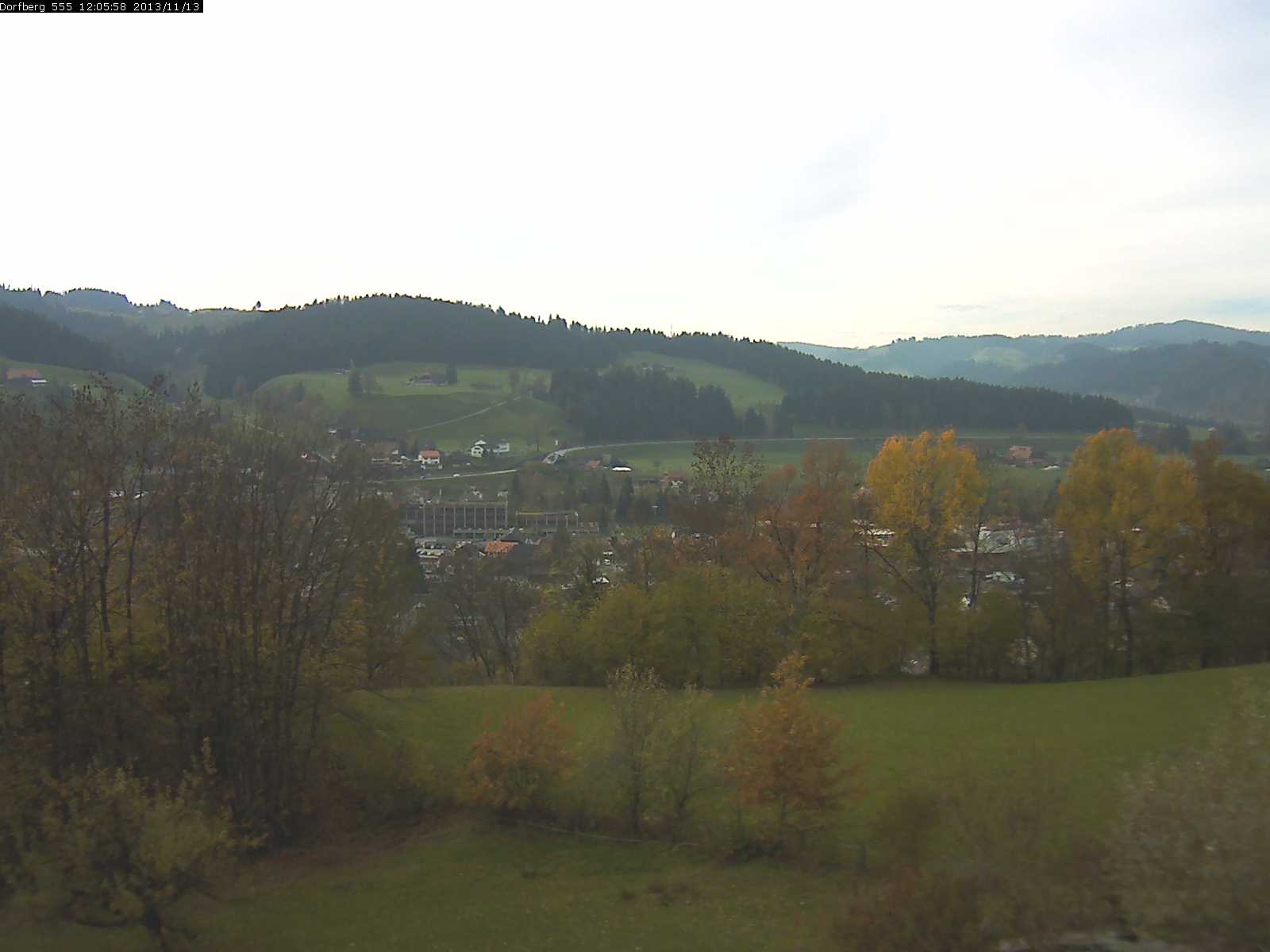 Webcam-Bild: Aussicht vom Dorfberg in Langnau 20131113-120600
