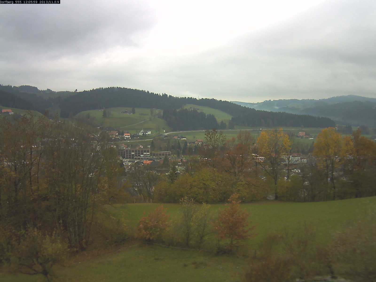 Webcam-Bild: Aussicht vom Dorfberg in Langnau 20131119-120600
