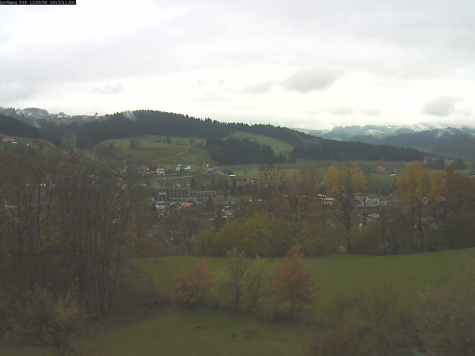 Webcam-Bild: Aussicht vom Dorfberg in Langnau 20131120-120600