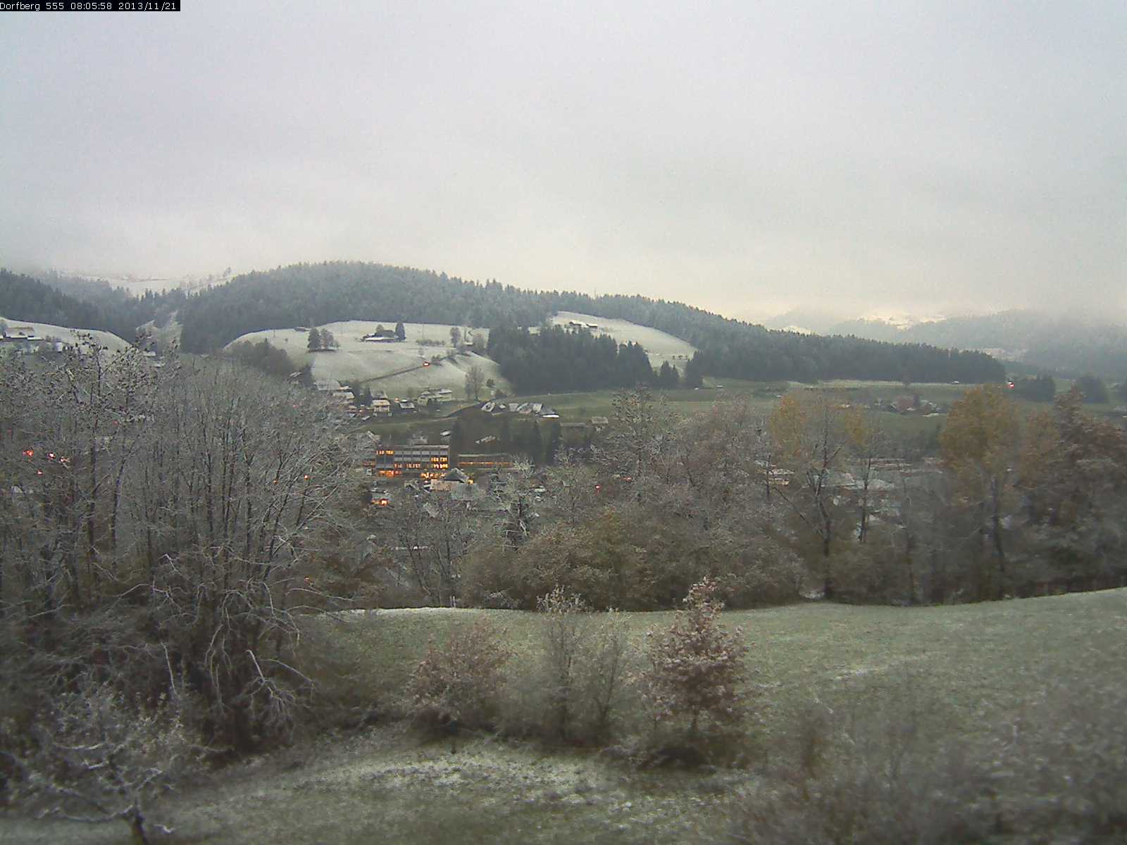 Webcam-Bild: Aussicht vom Dorfberg in Langnau 20131121-080600
