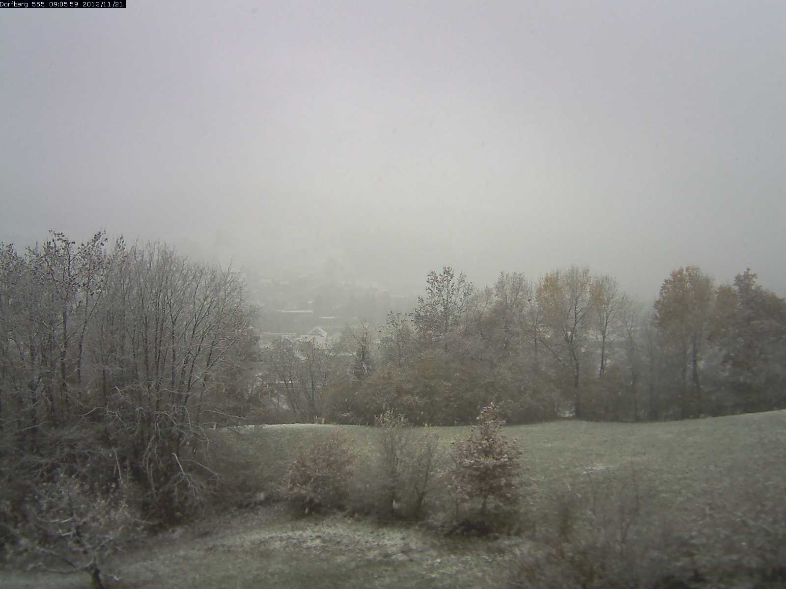 Webcam-Bild: Aussicht vom Dorfberg in Langnau 20131121-090600