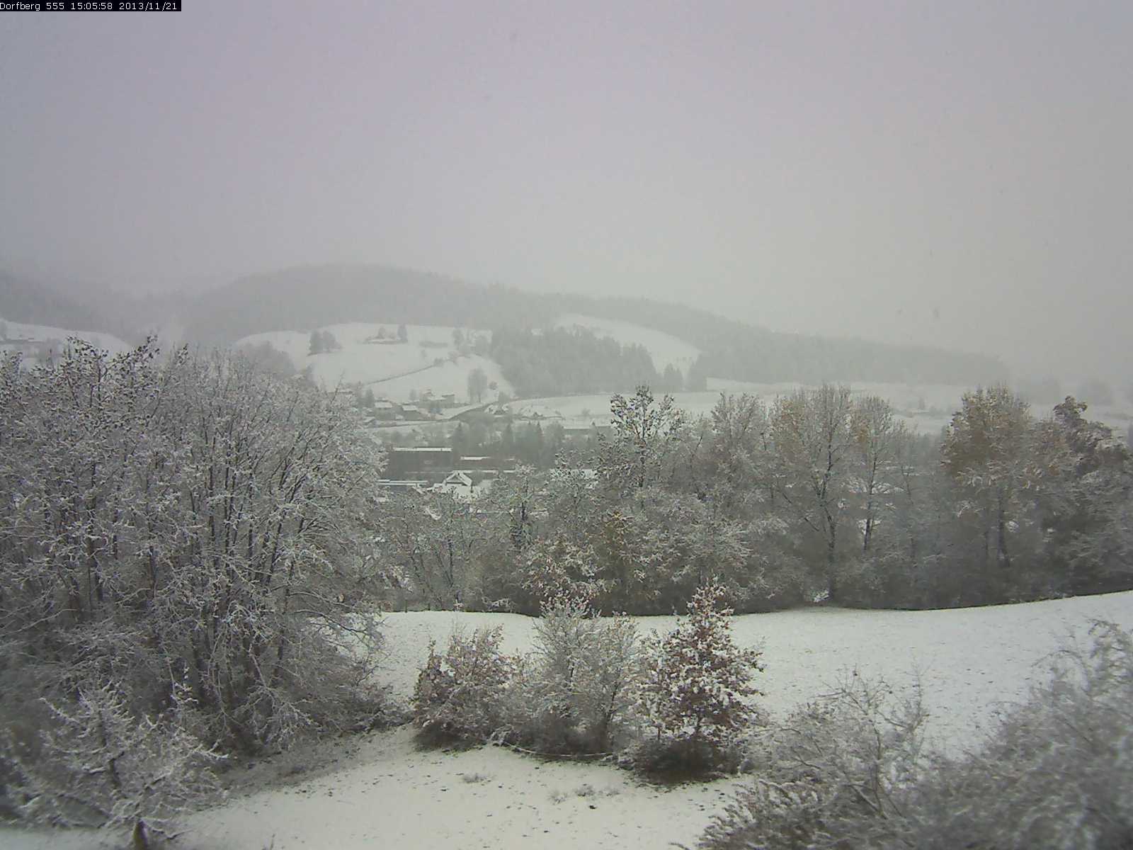 Webcam-Bild: Aussicht vom Dorfberg in Langnau 20131121-150600