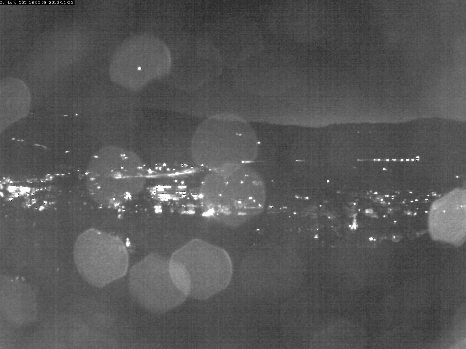 Webcam-Bild: Aussicht vom Dorfberg in Langnau 20131126-180600