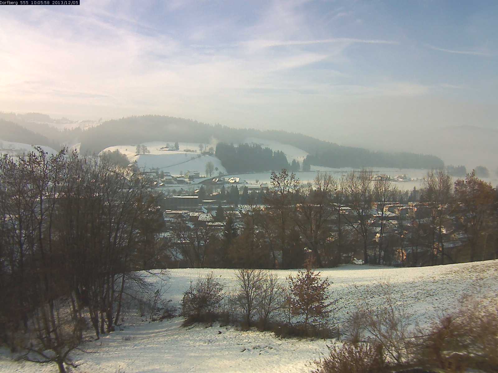 Webcam-Bild: Aussicht vom Dorfberg in Langnau 20131205-100600
