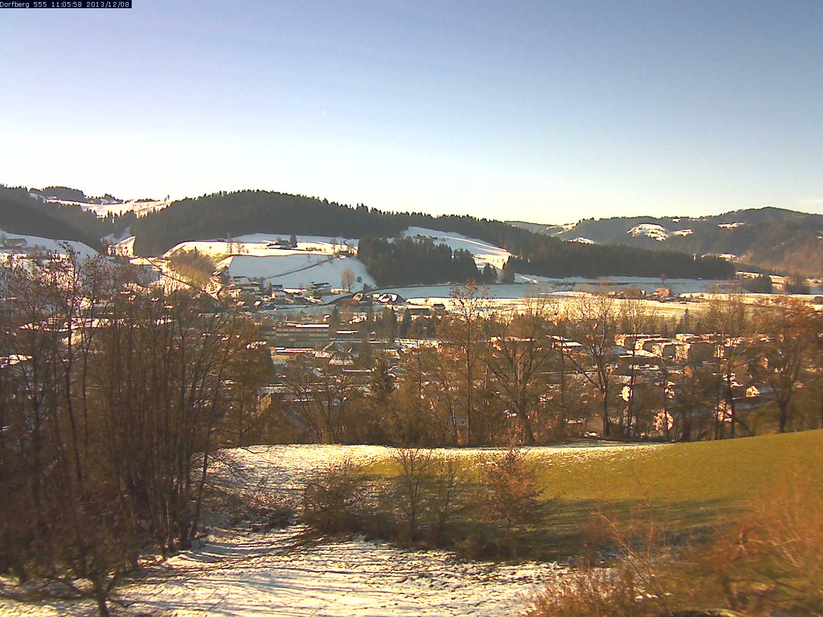 Webcam-Bild: Aussicht vom Dorfberg in Langnau 20131208-110600