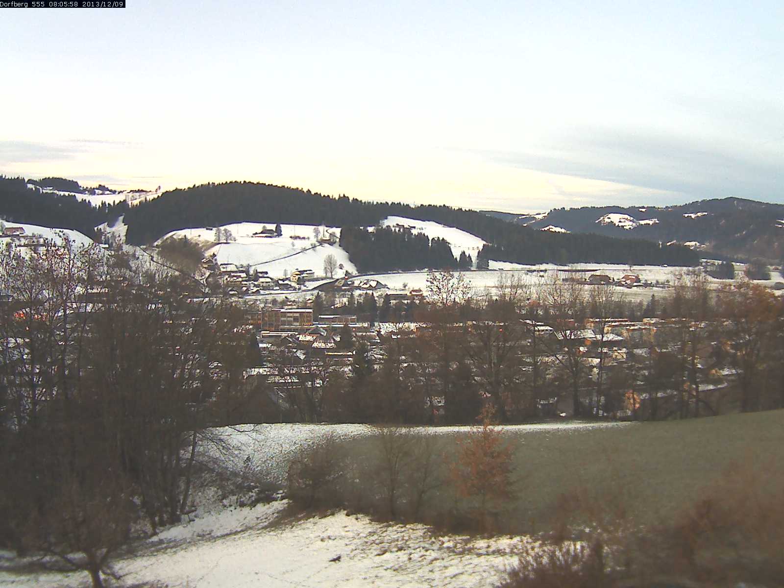 Webcam-Bild: Aussicht vom Dorfberg in Langnau 20131209-080600