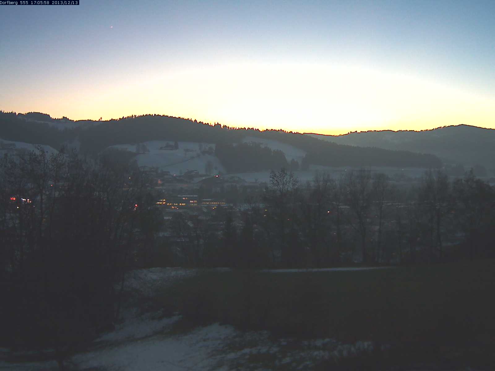 Webcam-Bild: Aussicht vom Dorfberg in Langnau 20131213-170600
