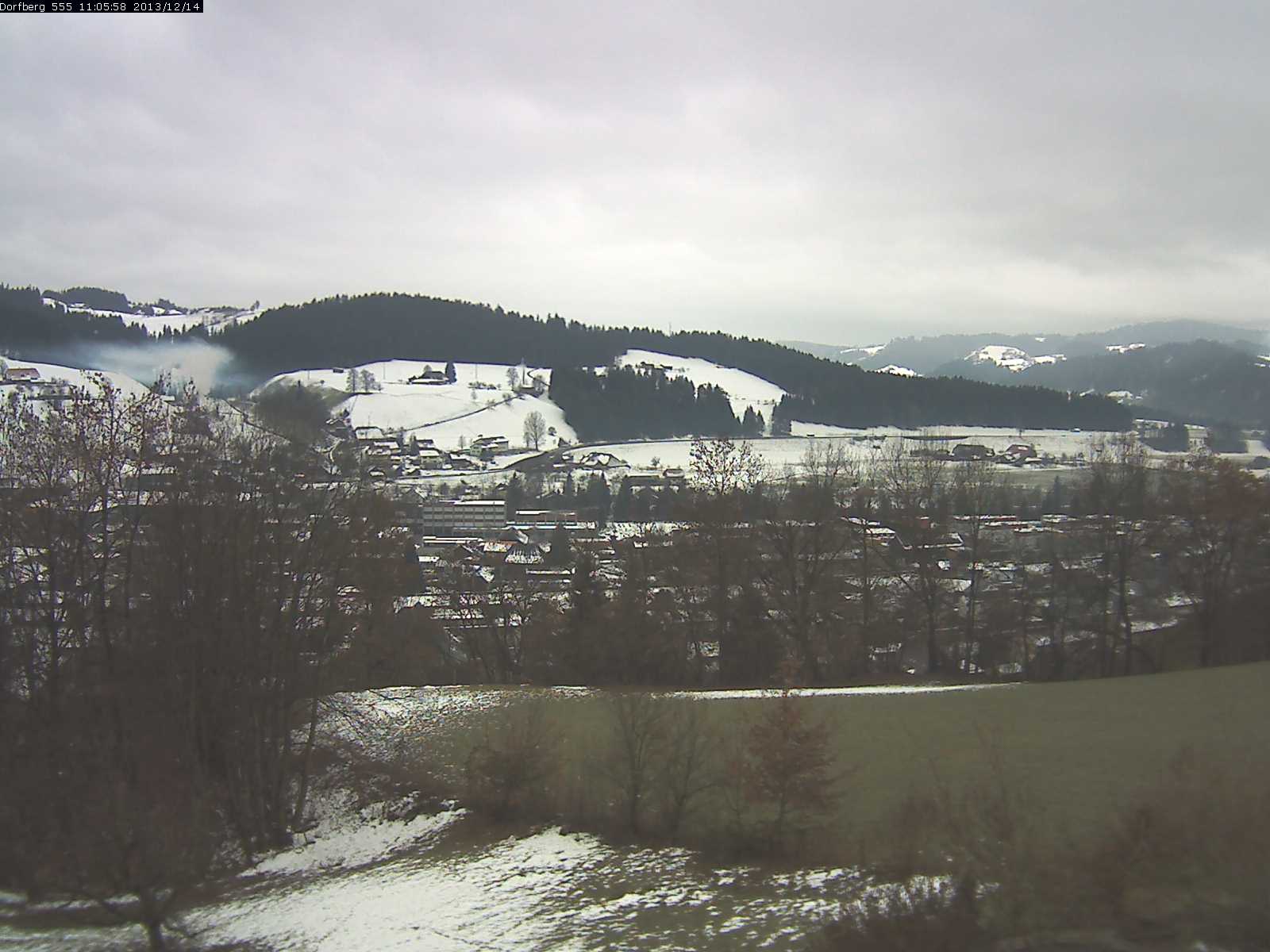 Webcam-Bild: Aussicht vom Dorfberg in Langnau 20131214-110600