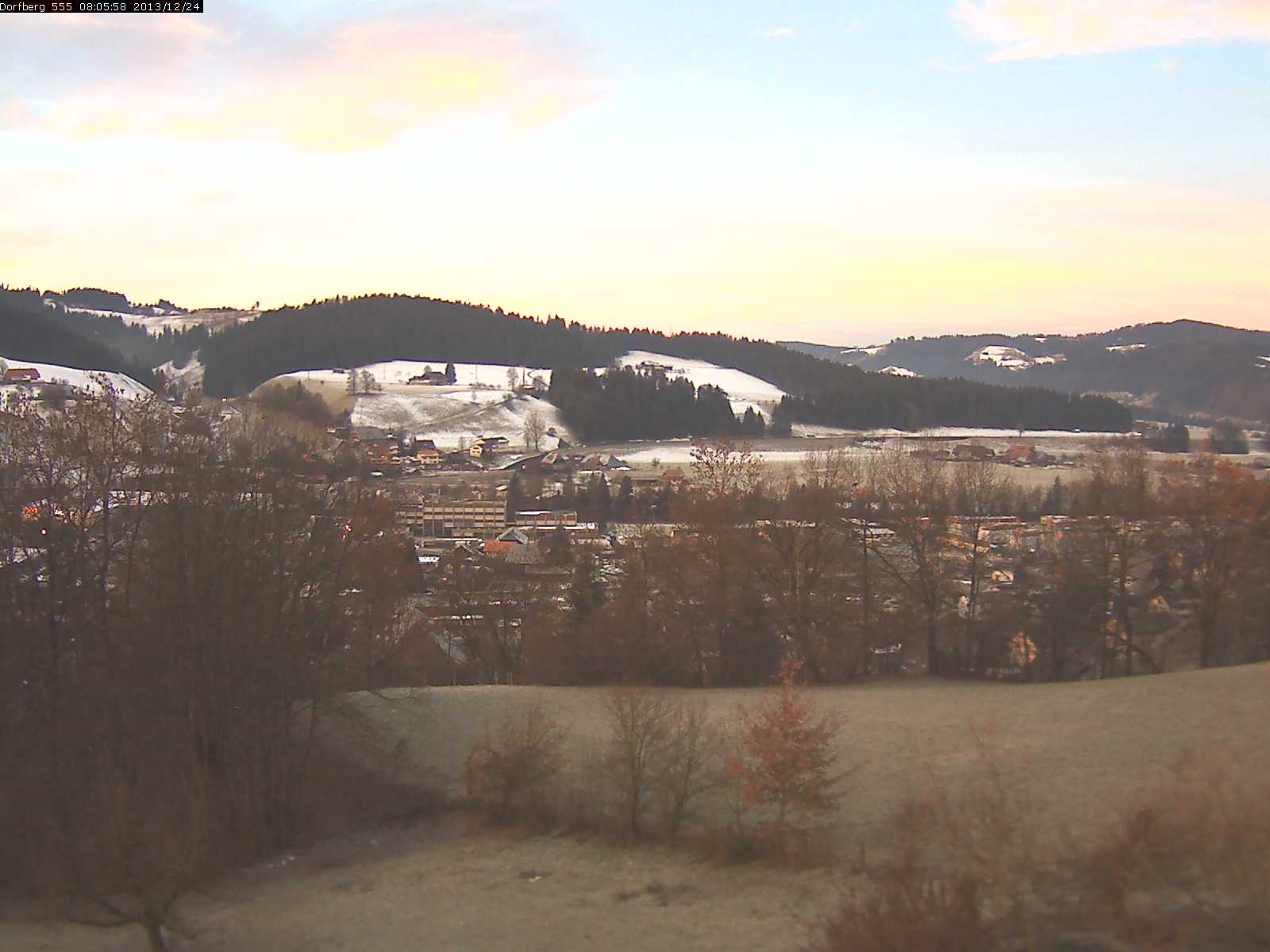 Webcam-Bild: Aussicht vom Dorfberg in Langnau 20131224-080600