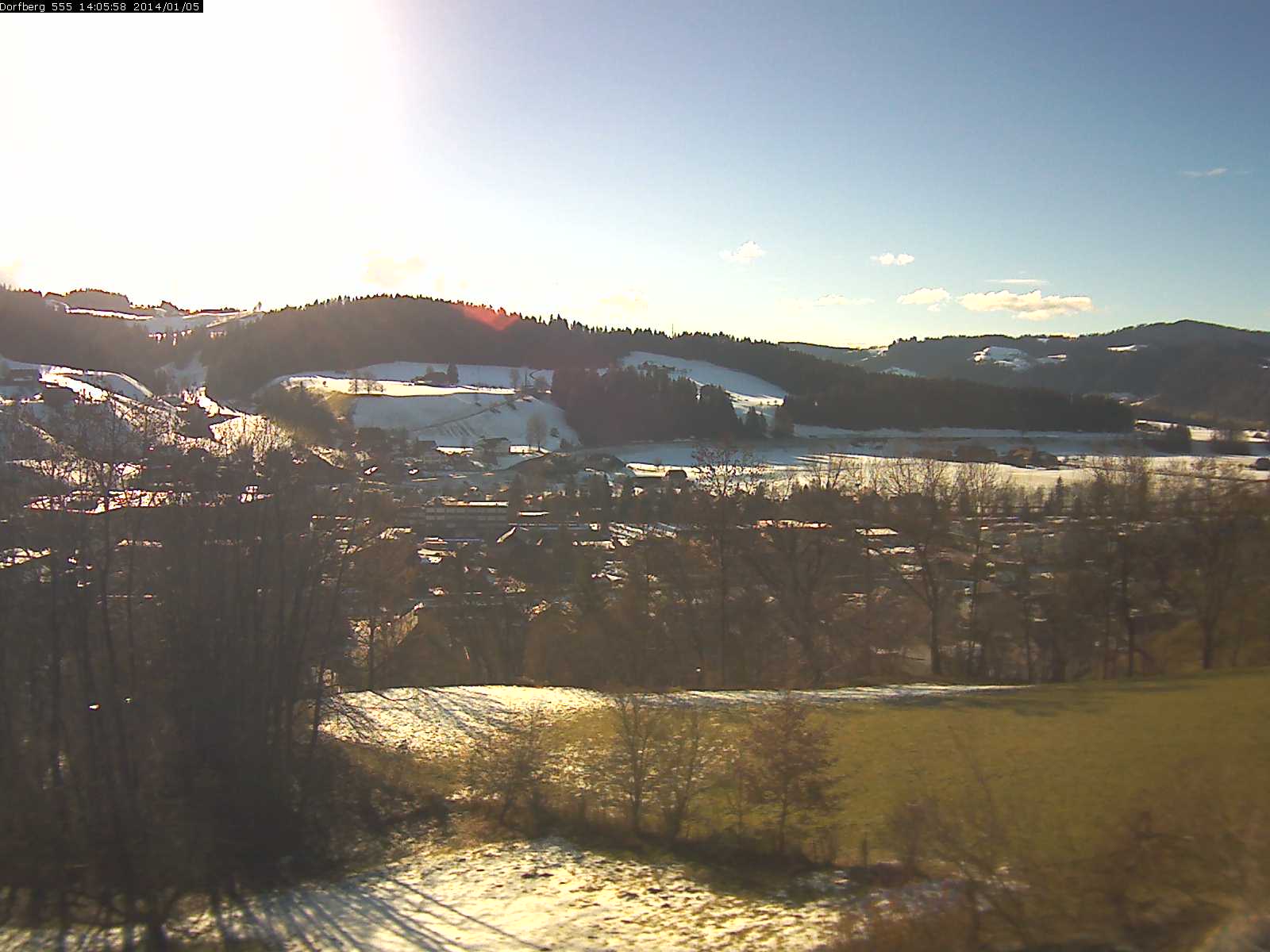Webcam-Bild: Aussicht vom Dorfberg in Langnau 20140105-140600