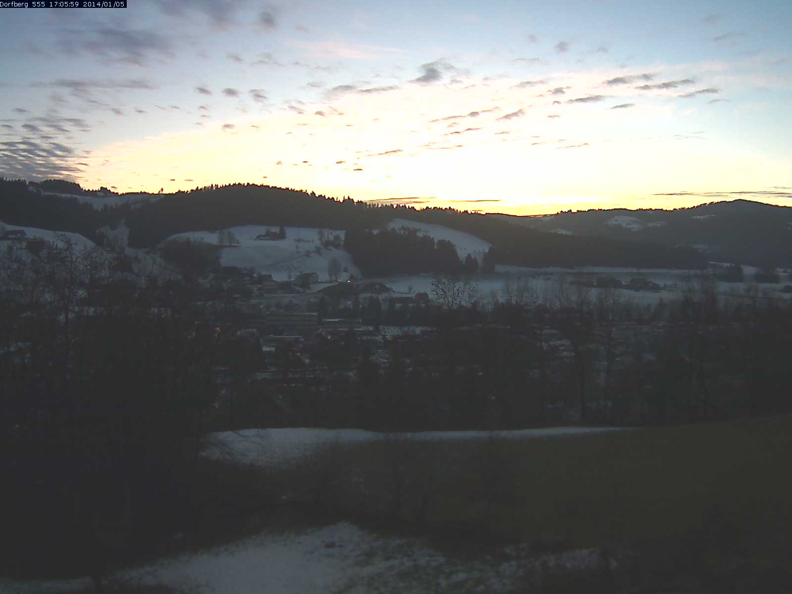 Webcam-Bild: Aussicht vom Dorfberg in Langnau 20140105-170600