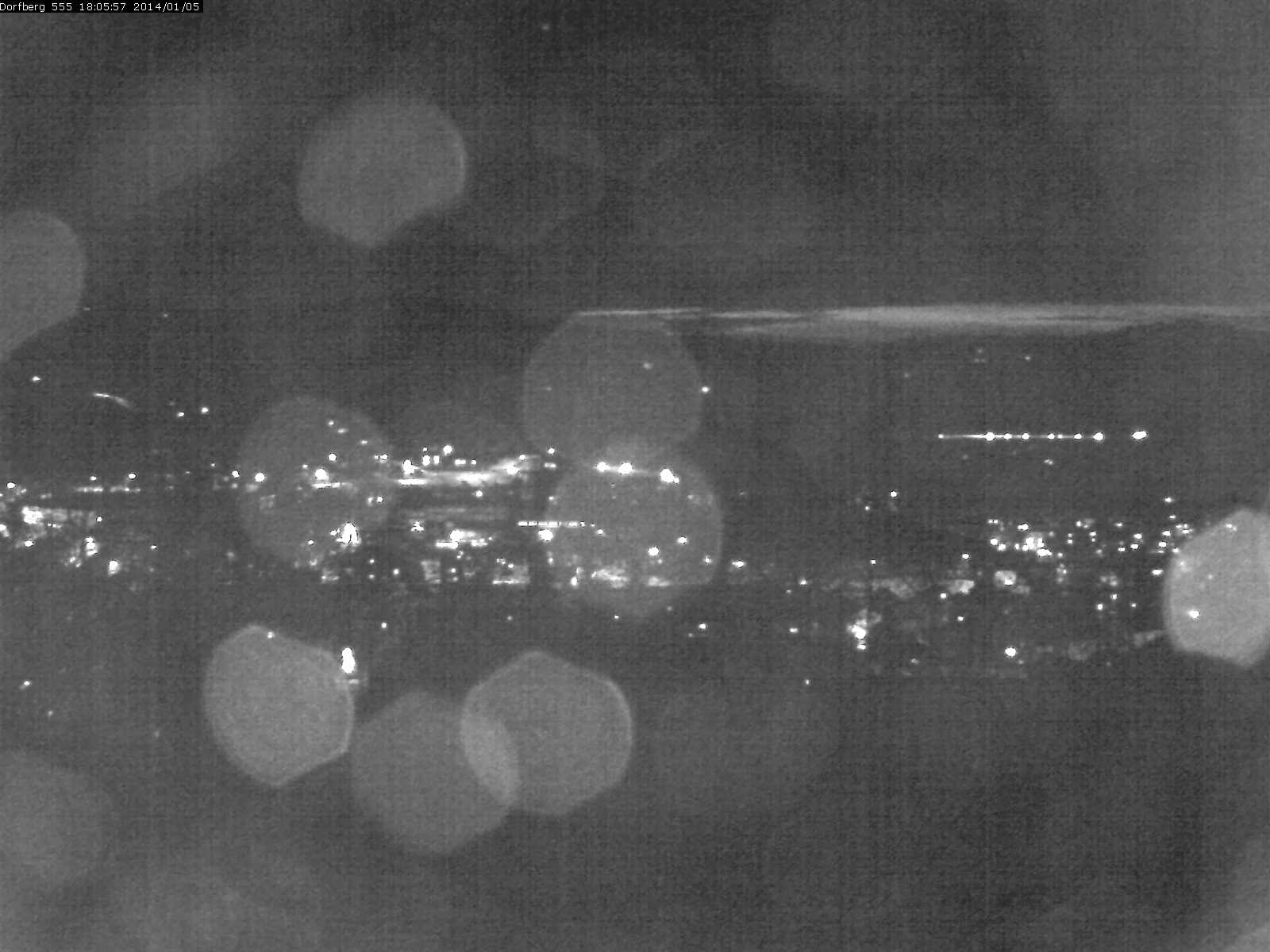 Webcam-Bild: Aussicht vom Dorfberg in Langnau 20140105-180600