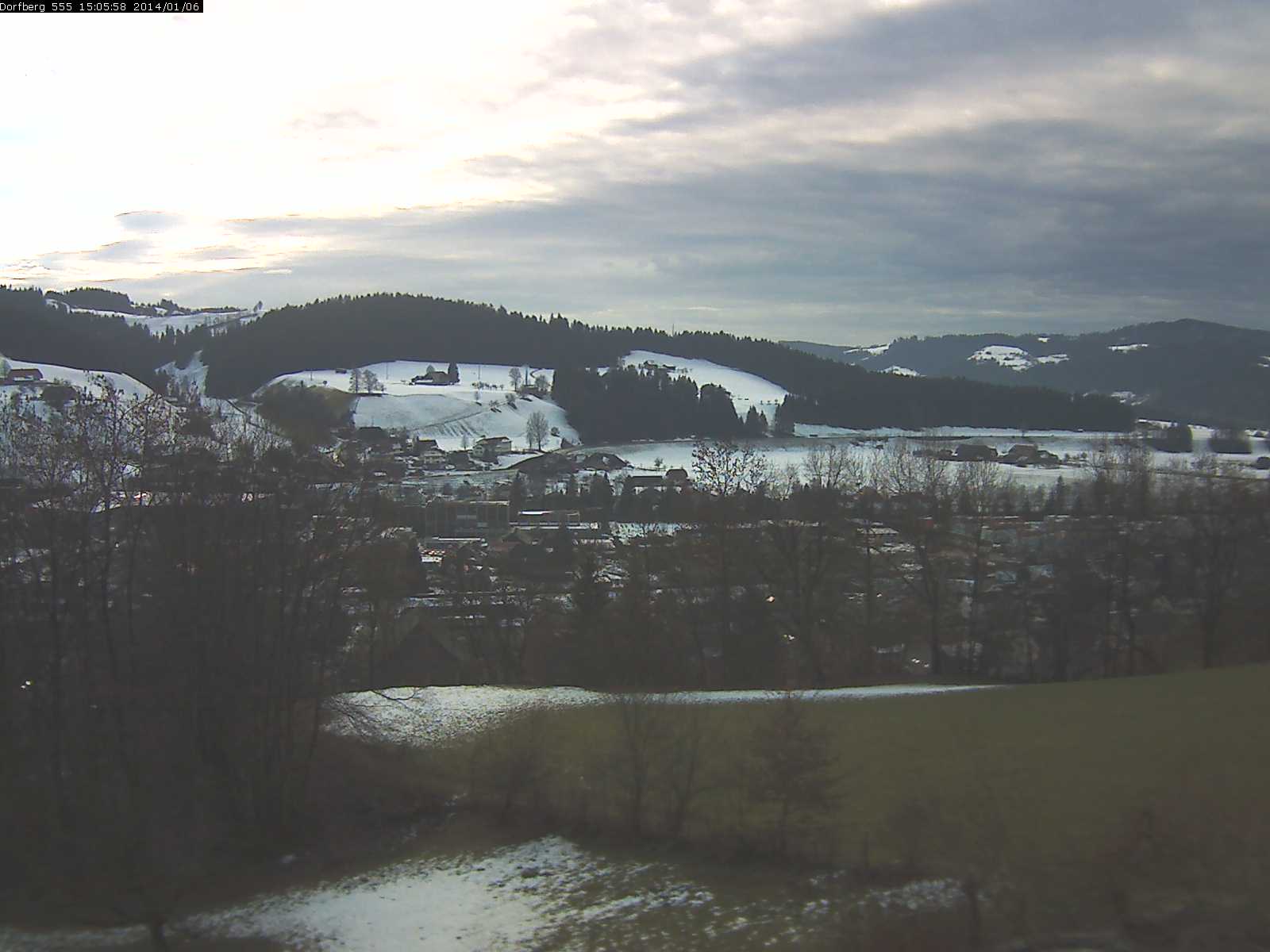 Webcam-Bild: Aussicht vom Dorfberg in Langnau 20140106-150600