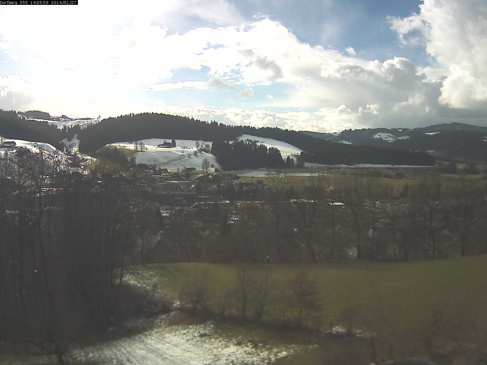 Webcam-Bild: Aussicht vom Dorfberg in Langnau 20140127-140600